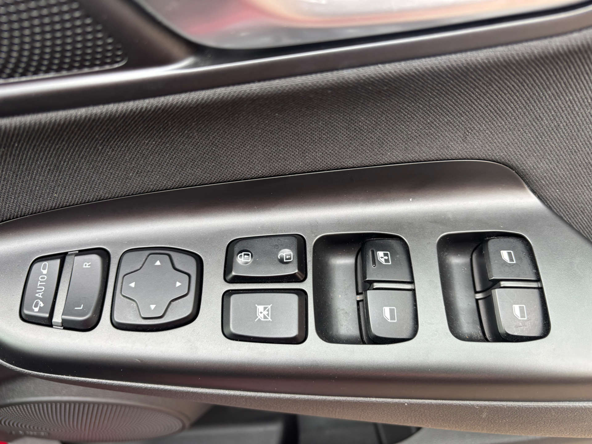 HYUNDAI KONA 1.6 Kona Premium GDi HEV Semi-Auto 5dr #21