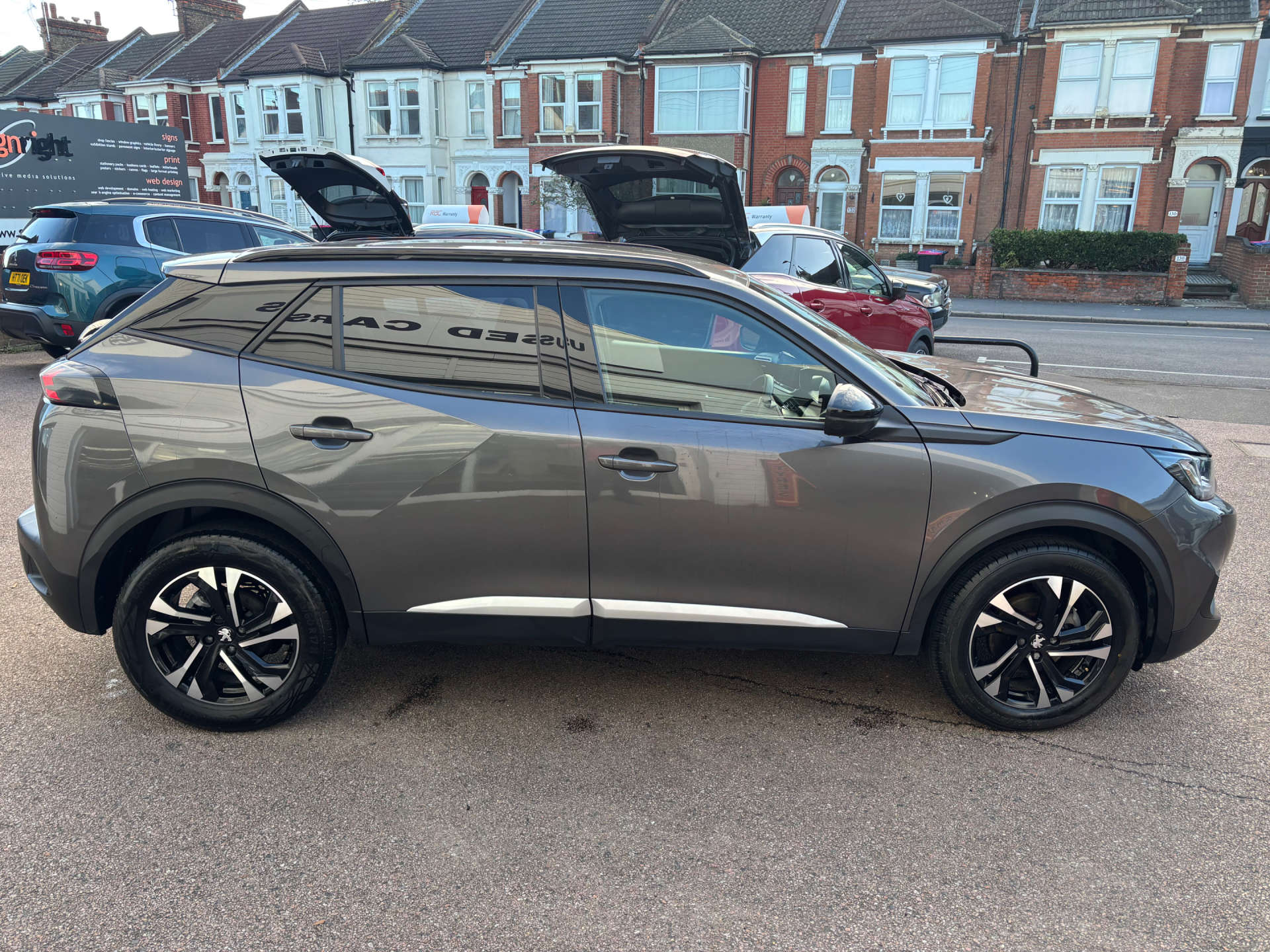 PEUGEOT 2008 1.2 2008 Allure Premium+ PureTech SS 5dr #1