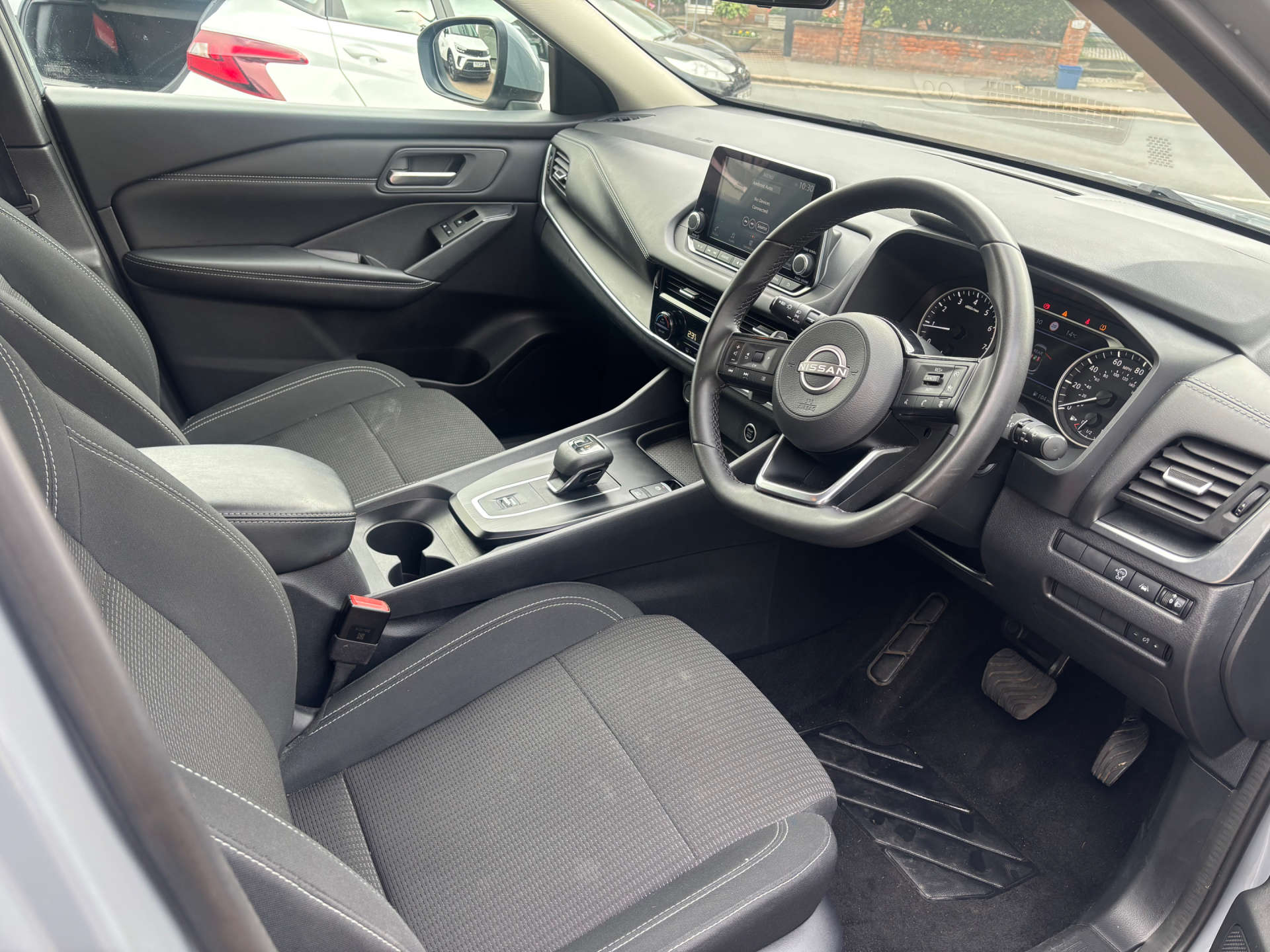 NISSAN QASHQAI 1.3 Qashqai Acenta Premium DiG-T MHEV CVT 5dr #18