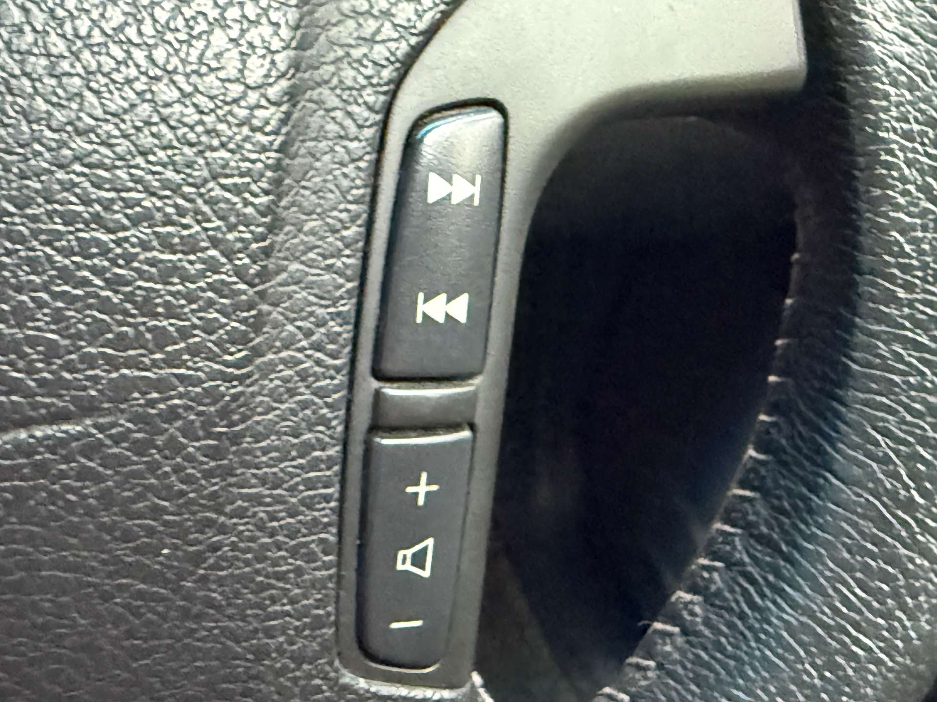 VOLVO XC70 2.4 XC70 D SE E4 4WD 5dr #4