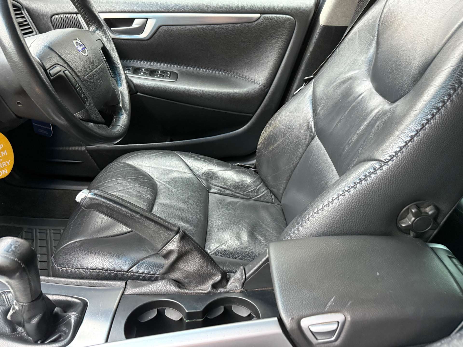 VOLVO XC70 2.4 XC70 D SE E4 4WD 5dr #17