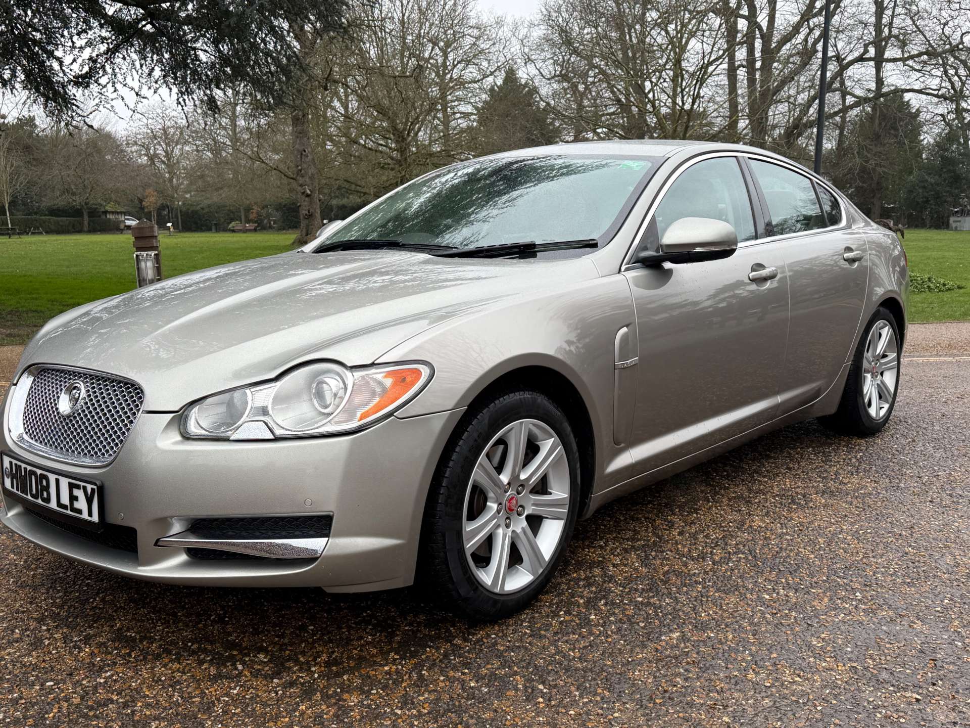 2010 XF 3.0 XF LUXURY V6 AUTO 4DR 47,000 MILES 2010 AUTOMATIC PETROL GOLD... photo