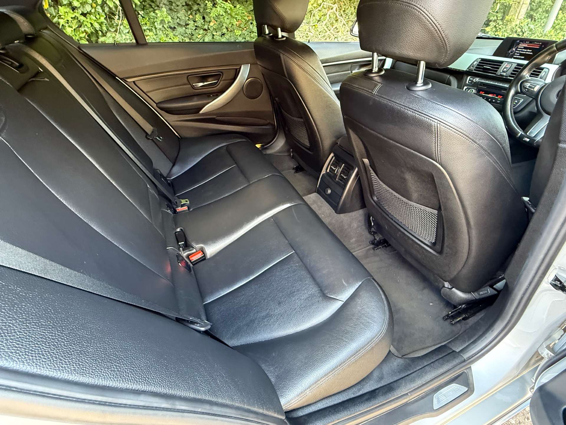 BMW 3 SERIES 2.0 320d xDrive M Sport Auto 4WD 4dr #8