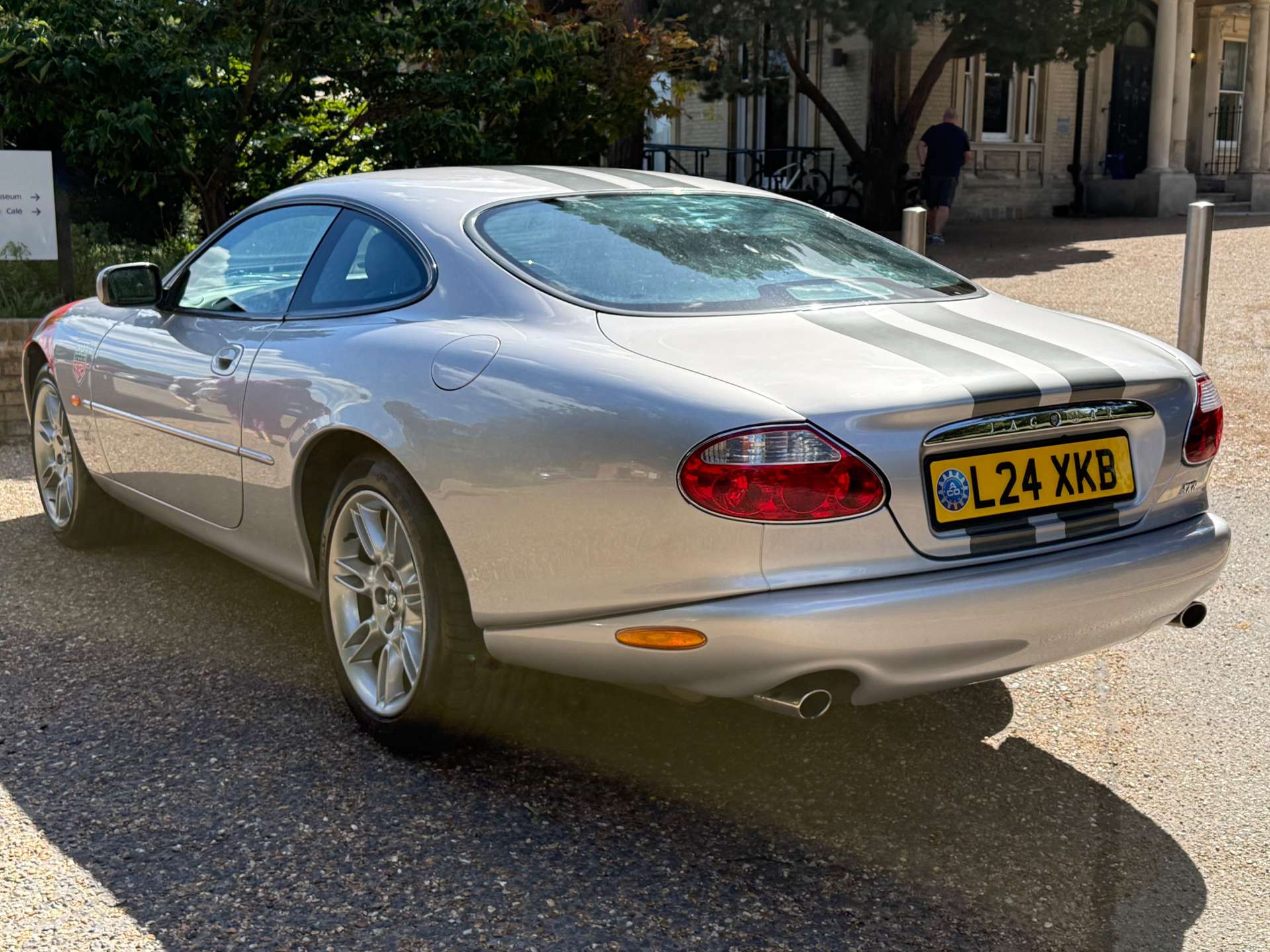 JAGUAR XK 4.0 XK8 Coupe Auto 2dr