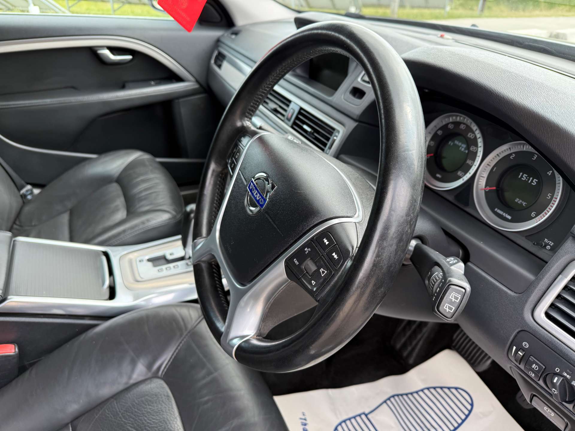 VOLVO V70 2.0 V70 SE Luxury D3 Auto 5dr #13