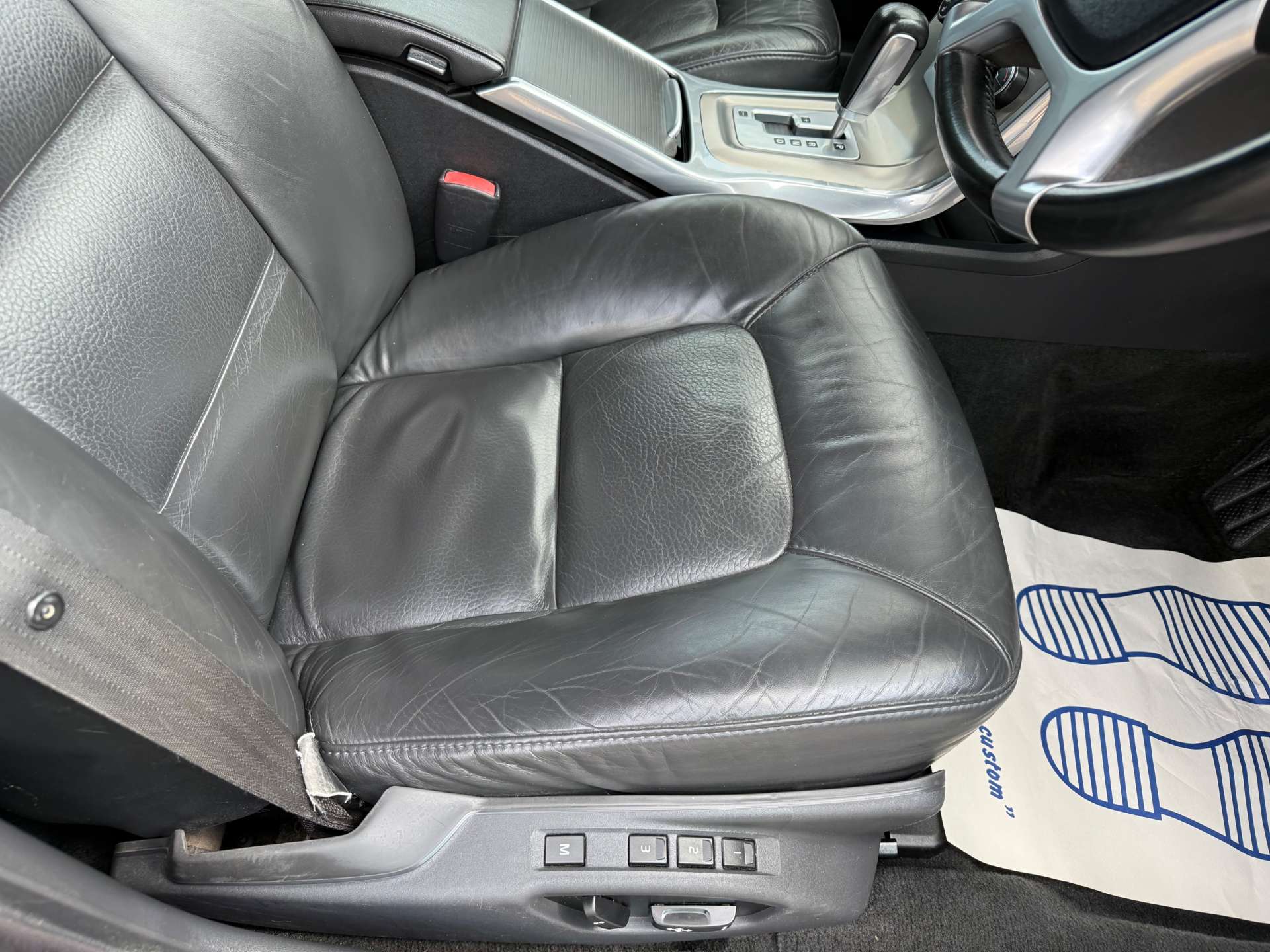 VOLVO V70 2.0 V70 SE Luxury D3 Auto 5dr #24