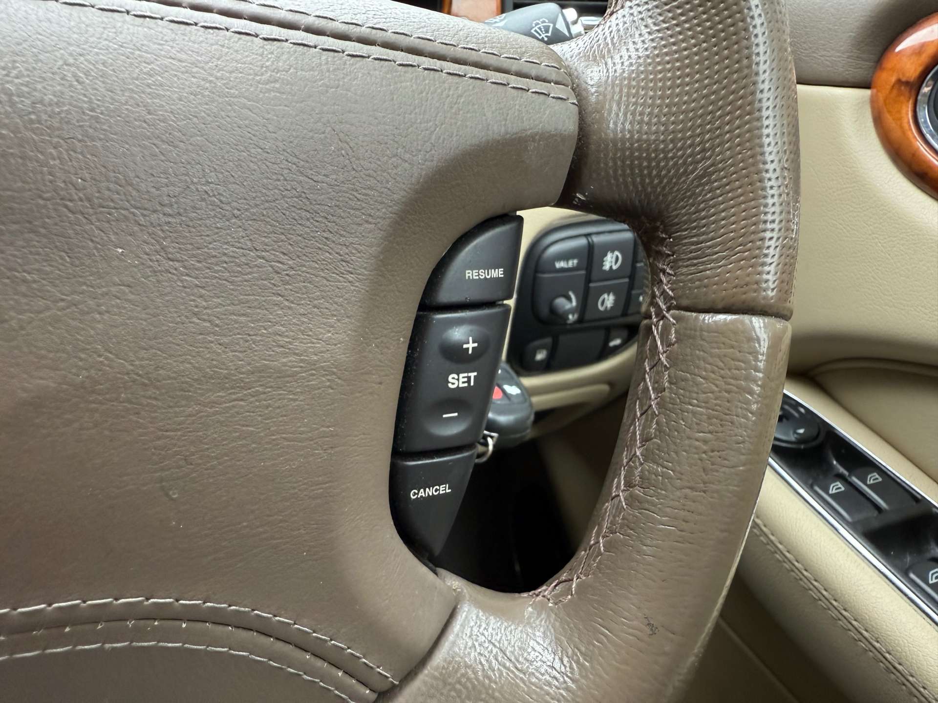 JAGUAR XJ 2.7 XJ Executive TDVi Auto 4dr #17