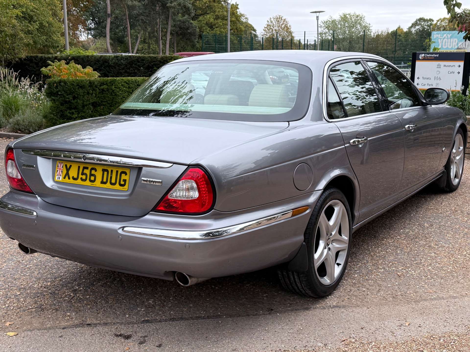 JAGUAR XJ 2.7 XJ Executive TDVi Auto 4dr #7