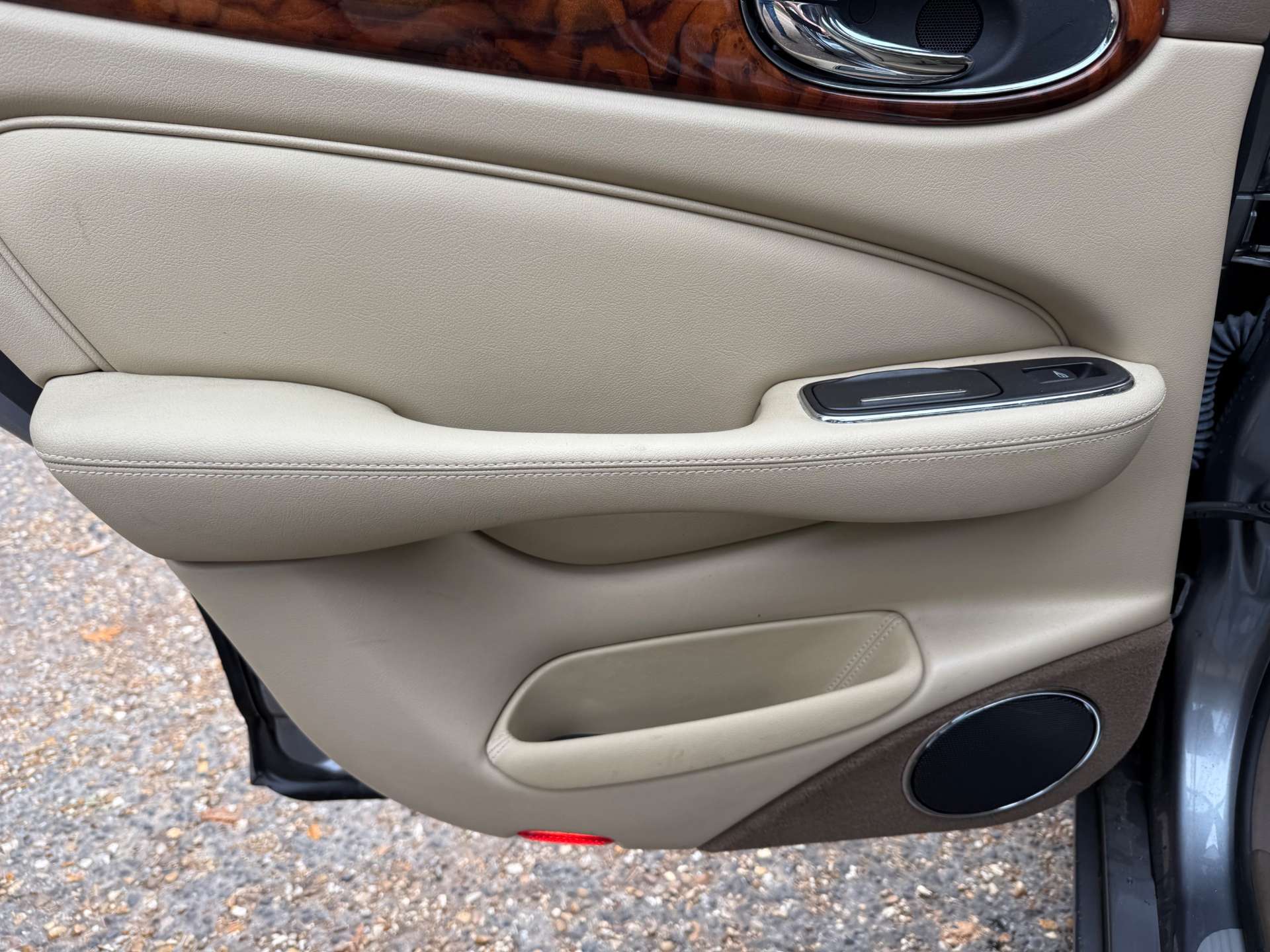 JAGUAR XJ 2.7 XJ Executive TDVi Auto 4dr #19