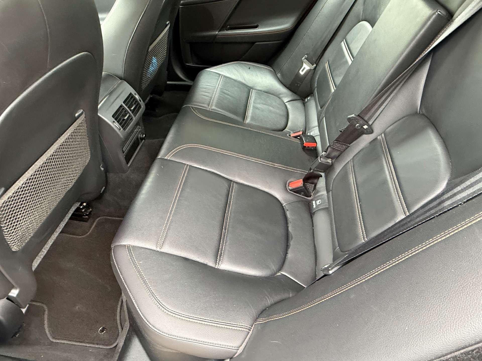 JAGUAR XE 2.0 XE Prestige D 4dr #8
