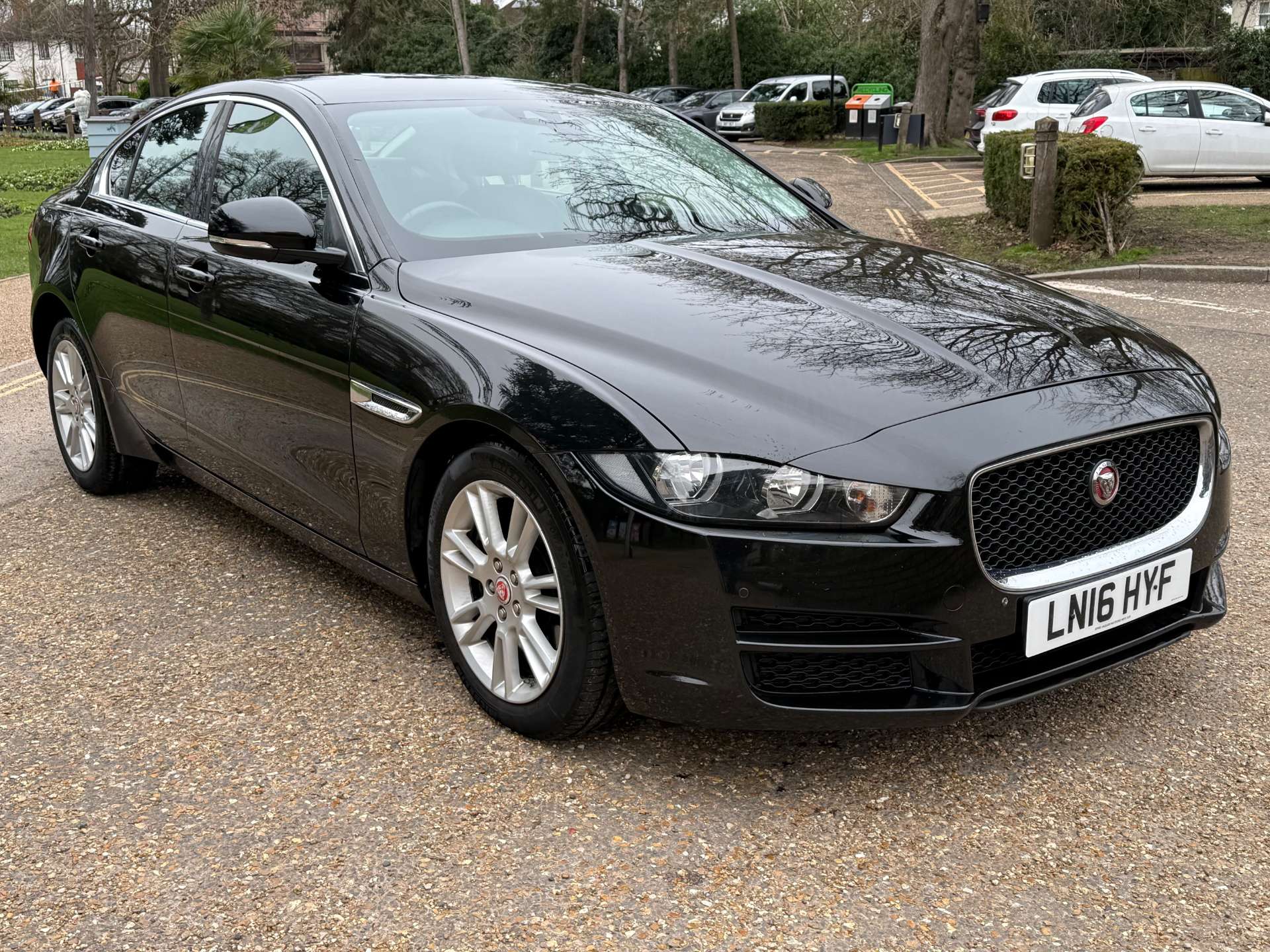 JAGUAR XE 2.0 XE Prestige D 4dr