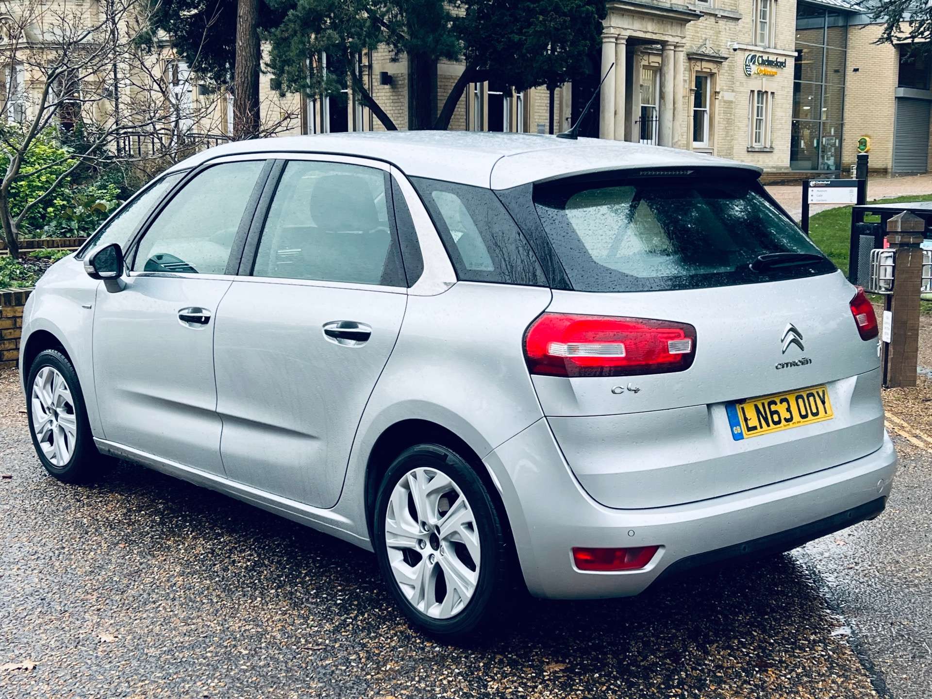 CITROEN C4 PICASSO 1.6 C4 Picasso Exclusive Airdream e-HDi Semi-Auto 5dr #4