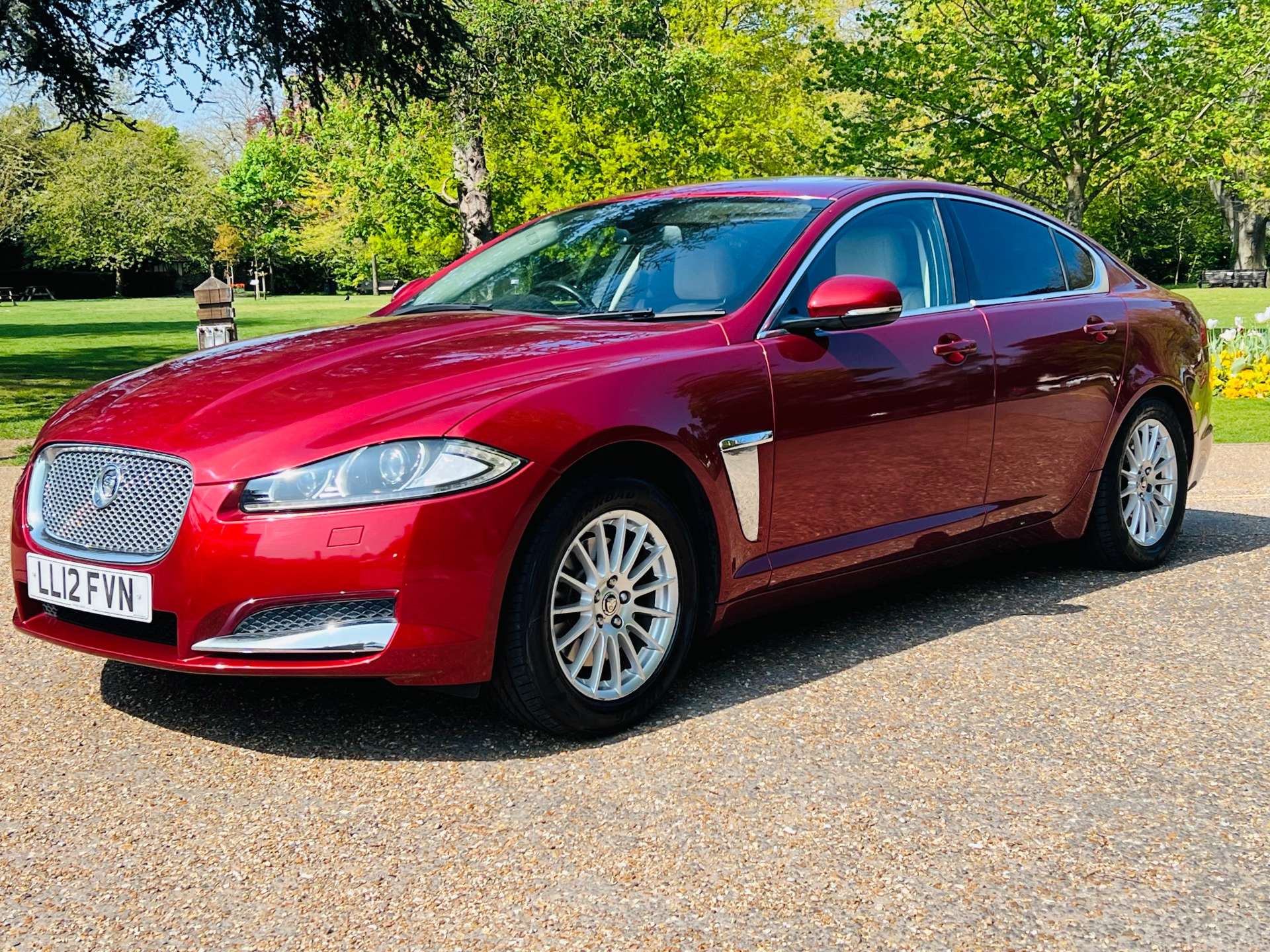 JAGUAR XF 2.2 XF SE Business D Auto 4dr #6