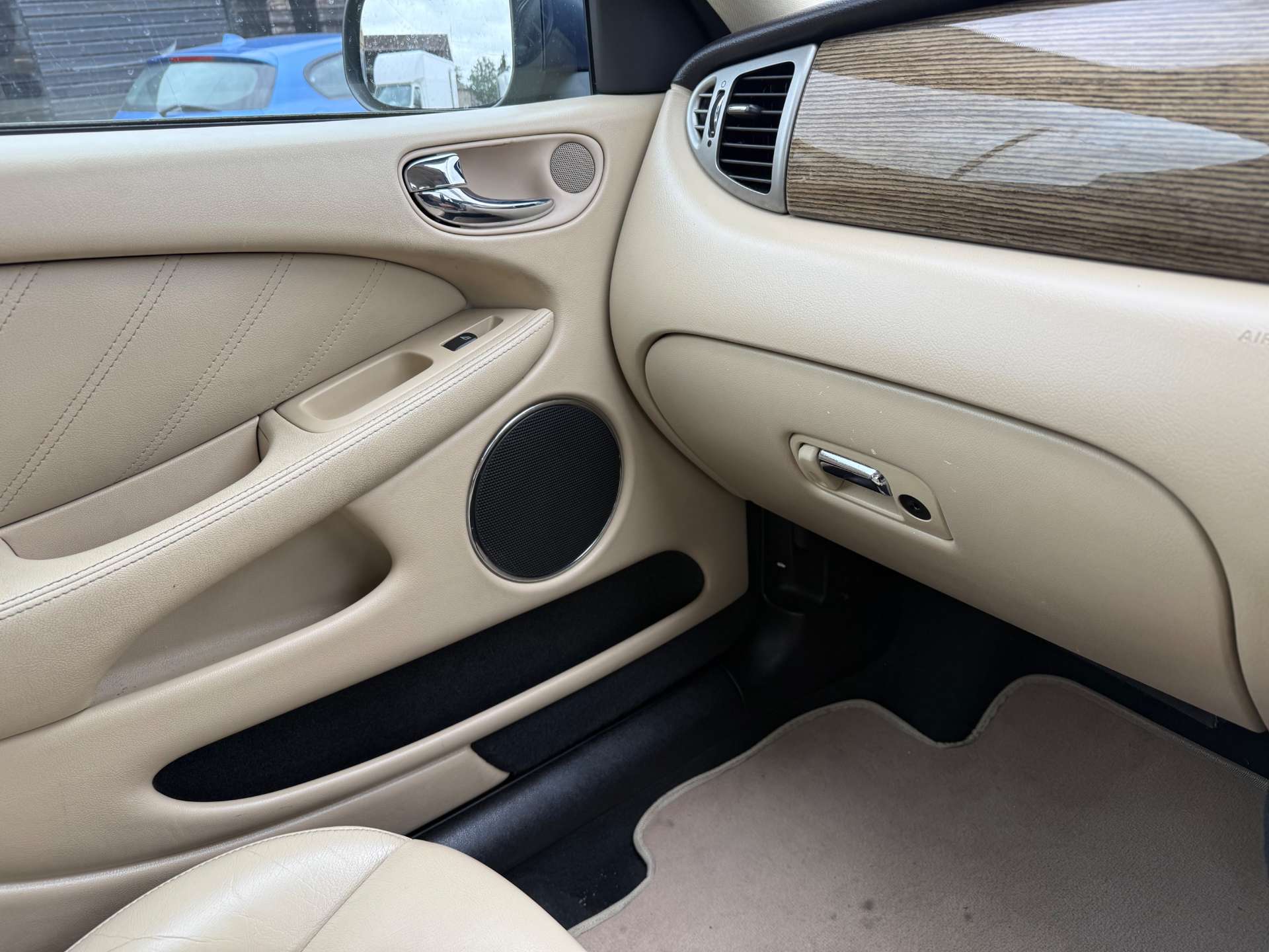 JAGUAR X-TYPE 2.2 X-Type SE Auto 4dr #13