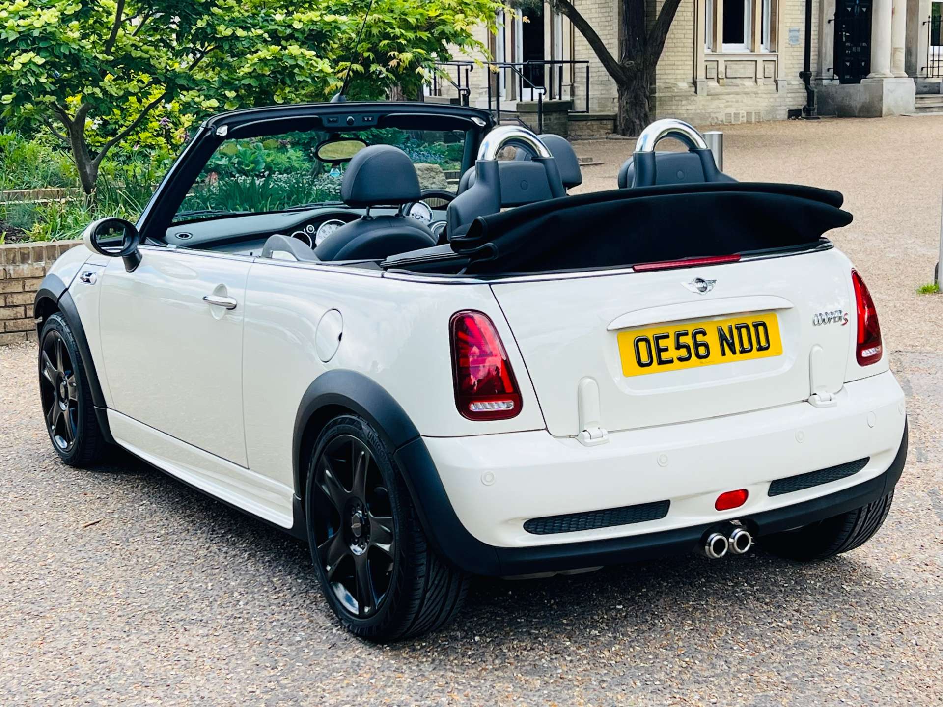 MINI CONVERTIBLE 1.6 Cooper S Auto 2dr #4