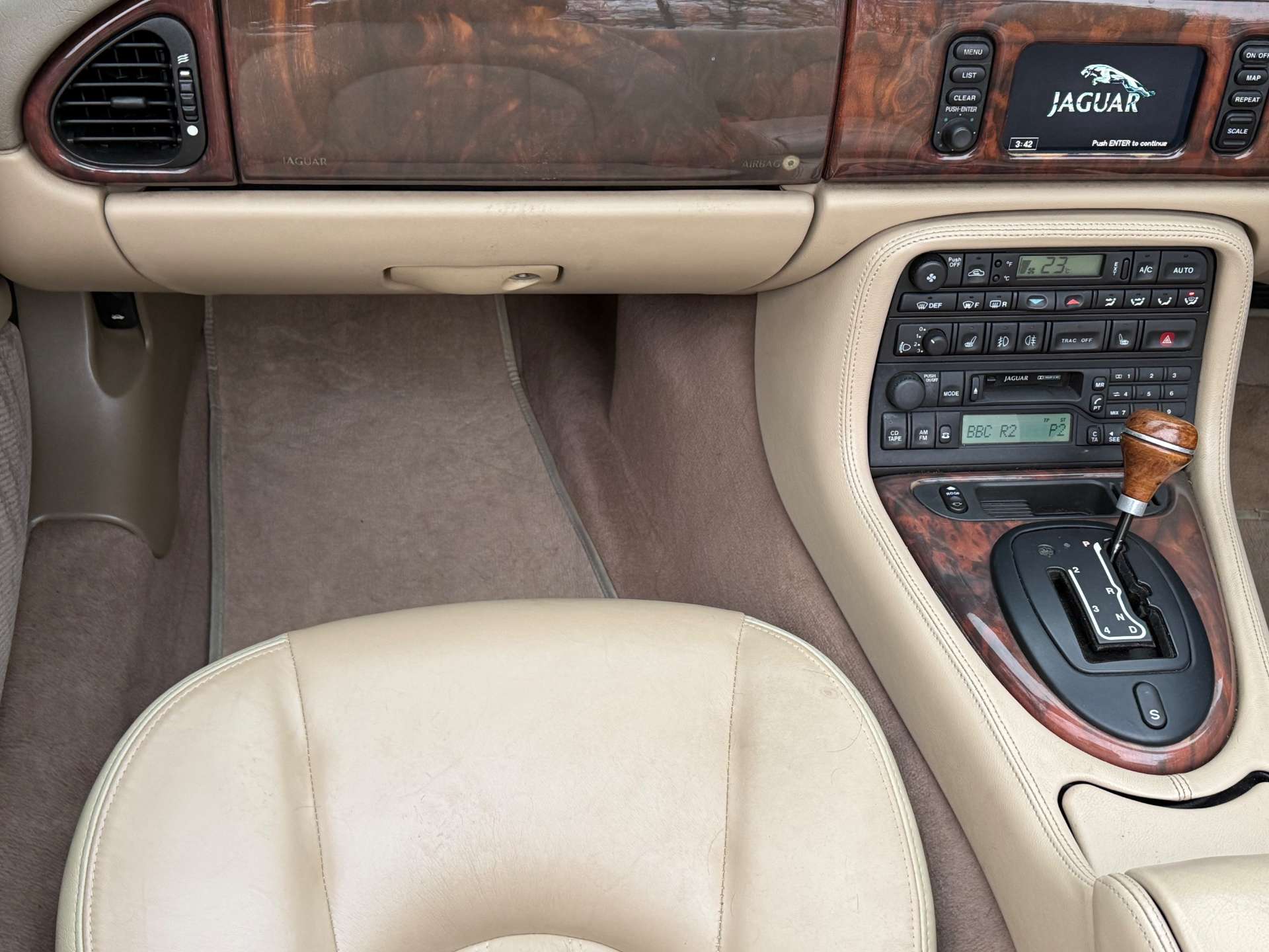 JAGUAR XK 4.0 XK8 Convertible Auto 2dr #9