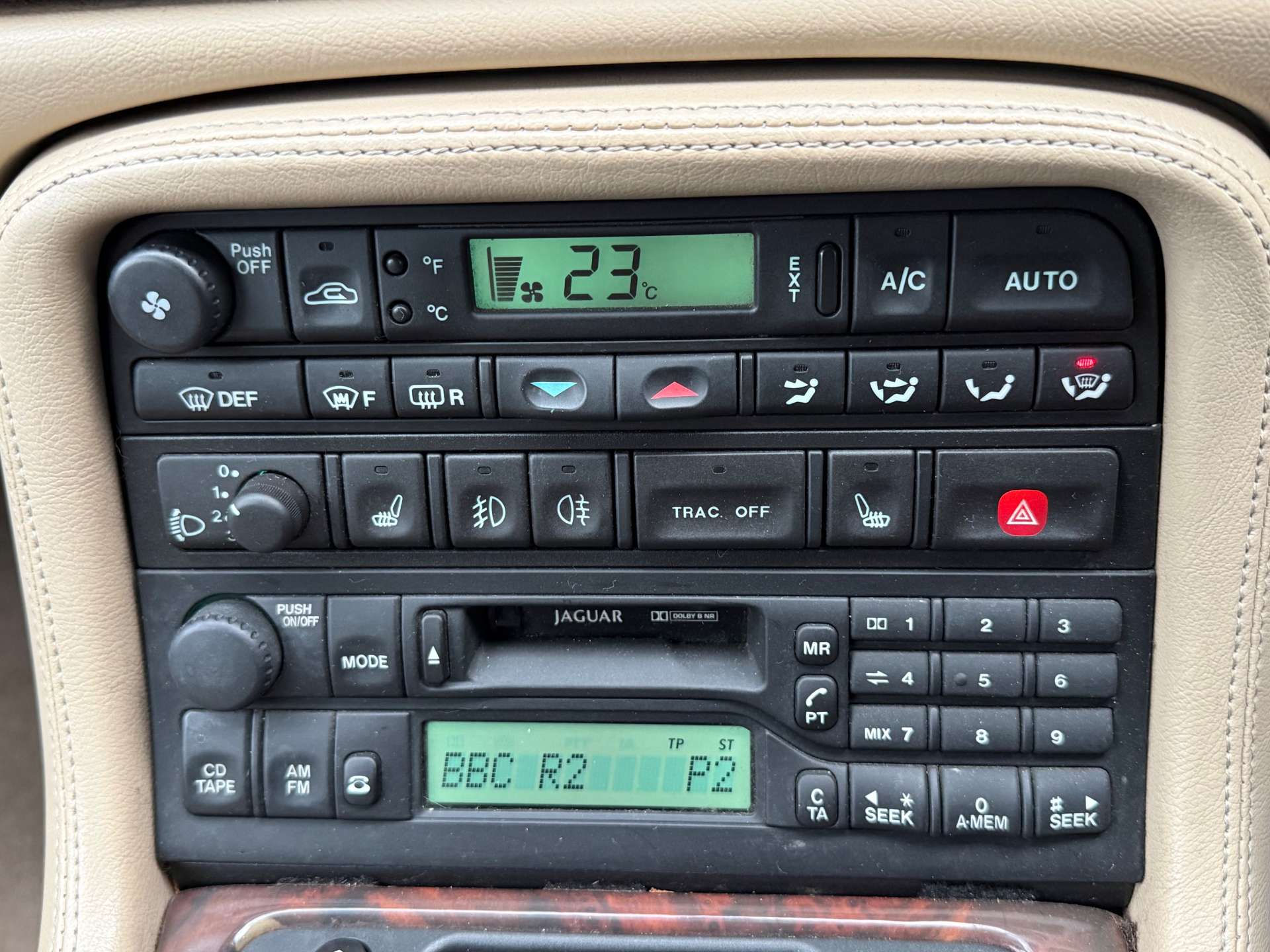 JAGUAR XK 4.0 XK8 Convertible Auto 2dr #20