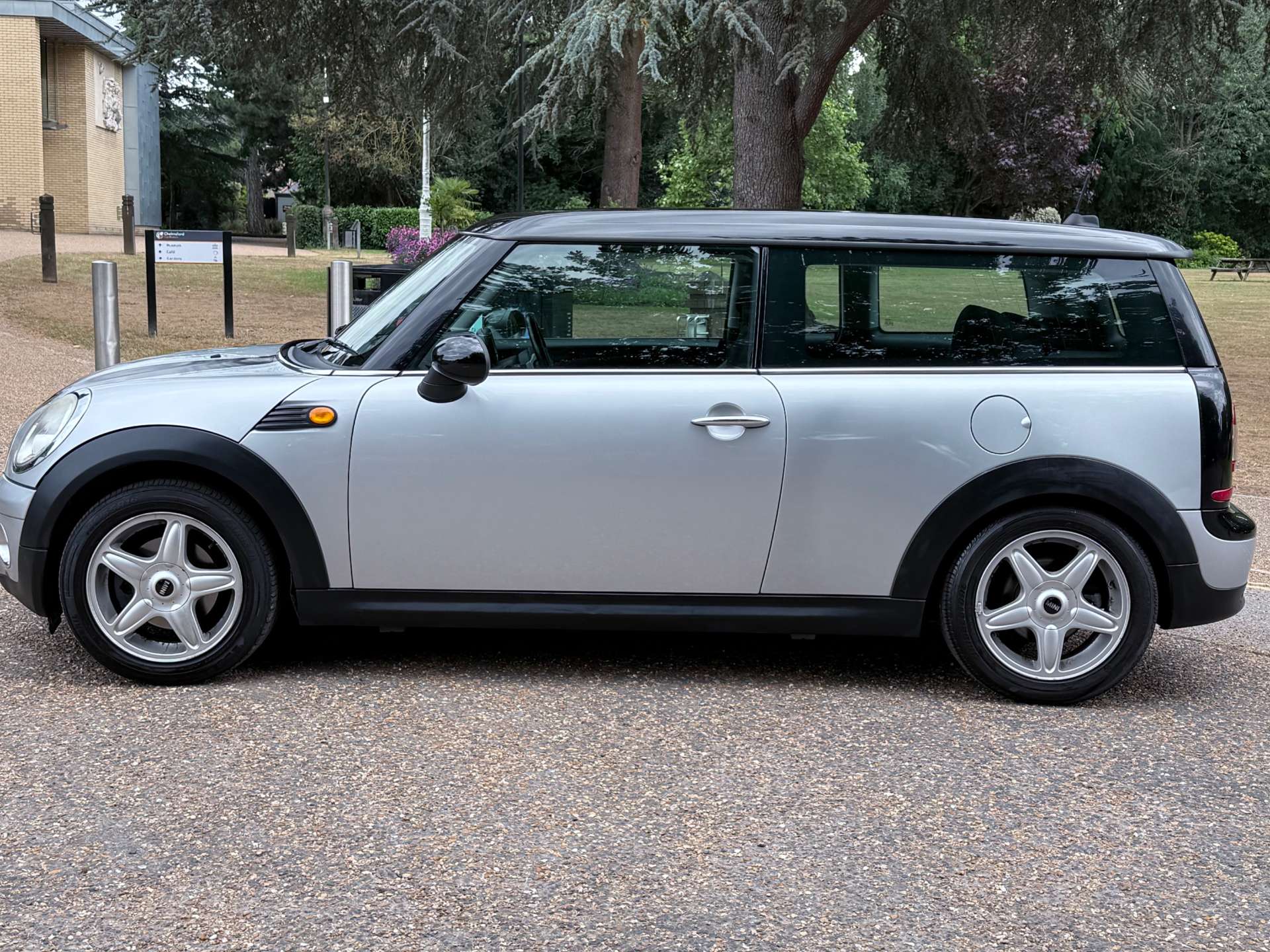 MINI CLUBMAN 1.6 Cooper D Auto Clubman 5dr #18