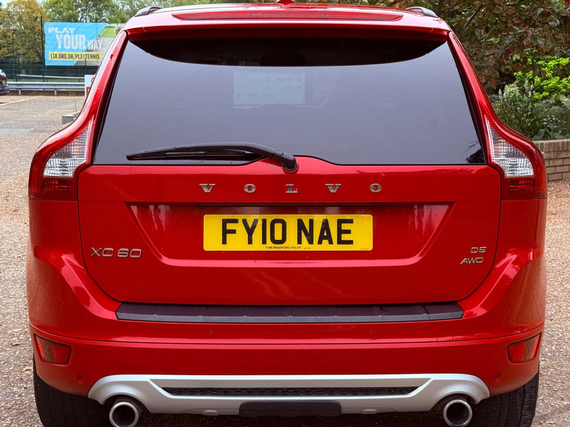 VOLVO XC60 2.4 XC60 R-Design SE Premium D5 AWD Auto 4WD 5dr #5