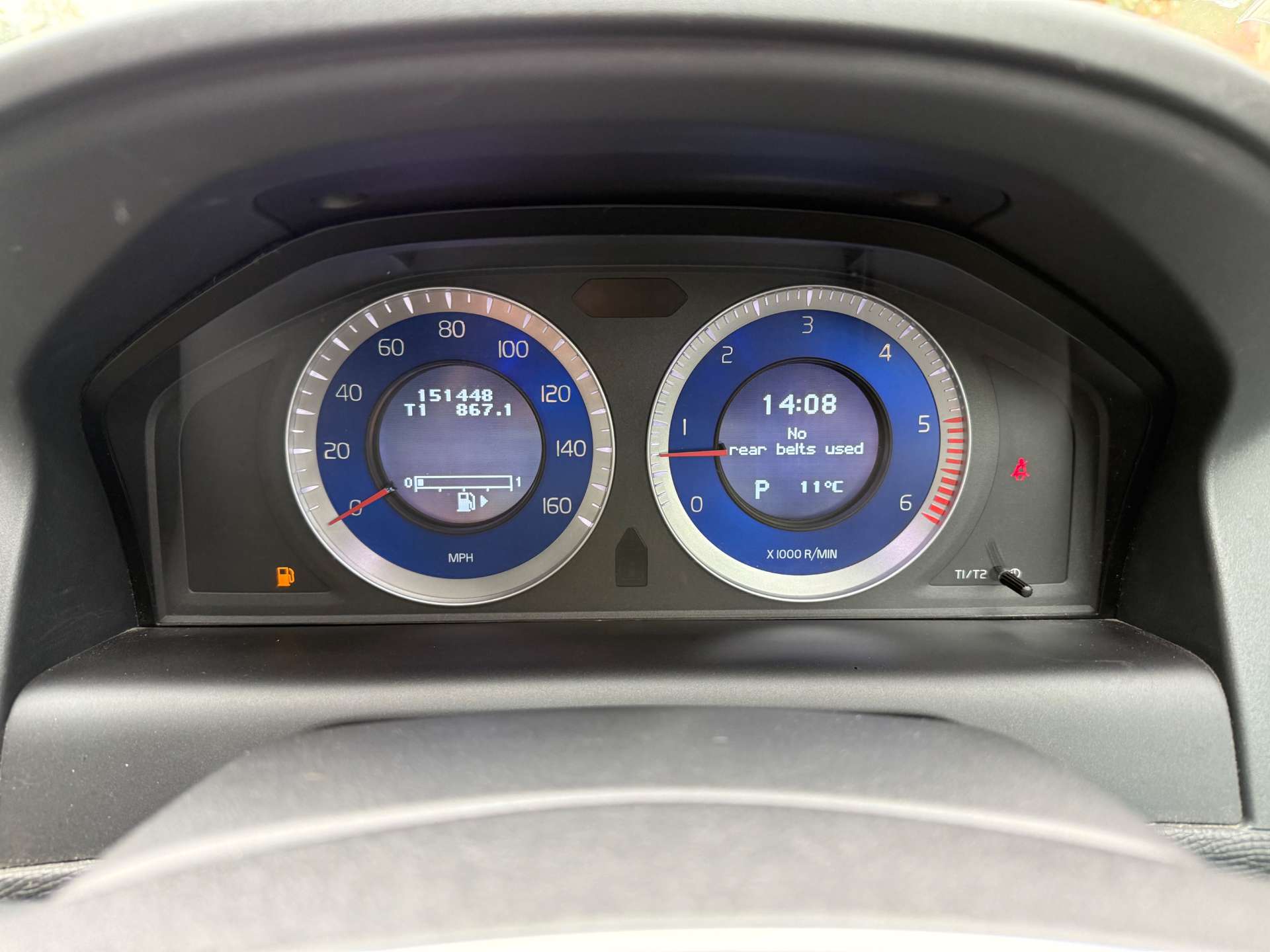 VOLVO XC60 2.4 XC60 R-Design SE Premium D5 AWD Auto 4WD 5dr #17