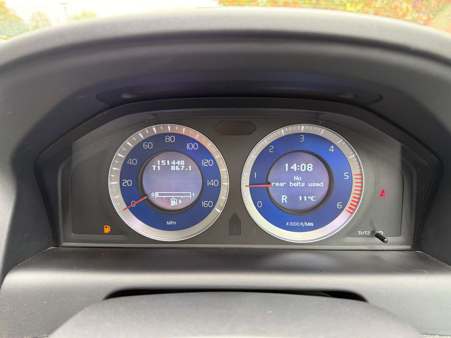 VOLVO XC60 2.4 XC60 R-Design SE Premium D5 AWD Auto 4WD 5dr #18