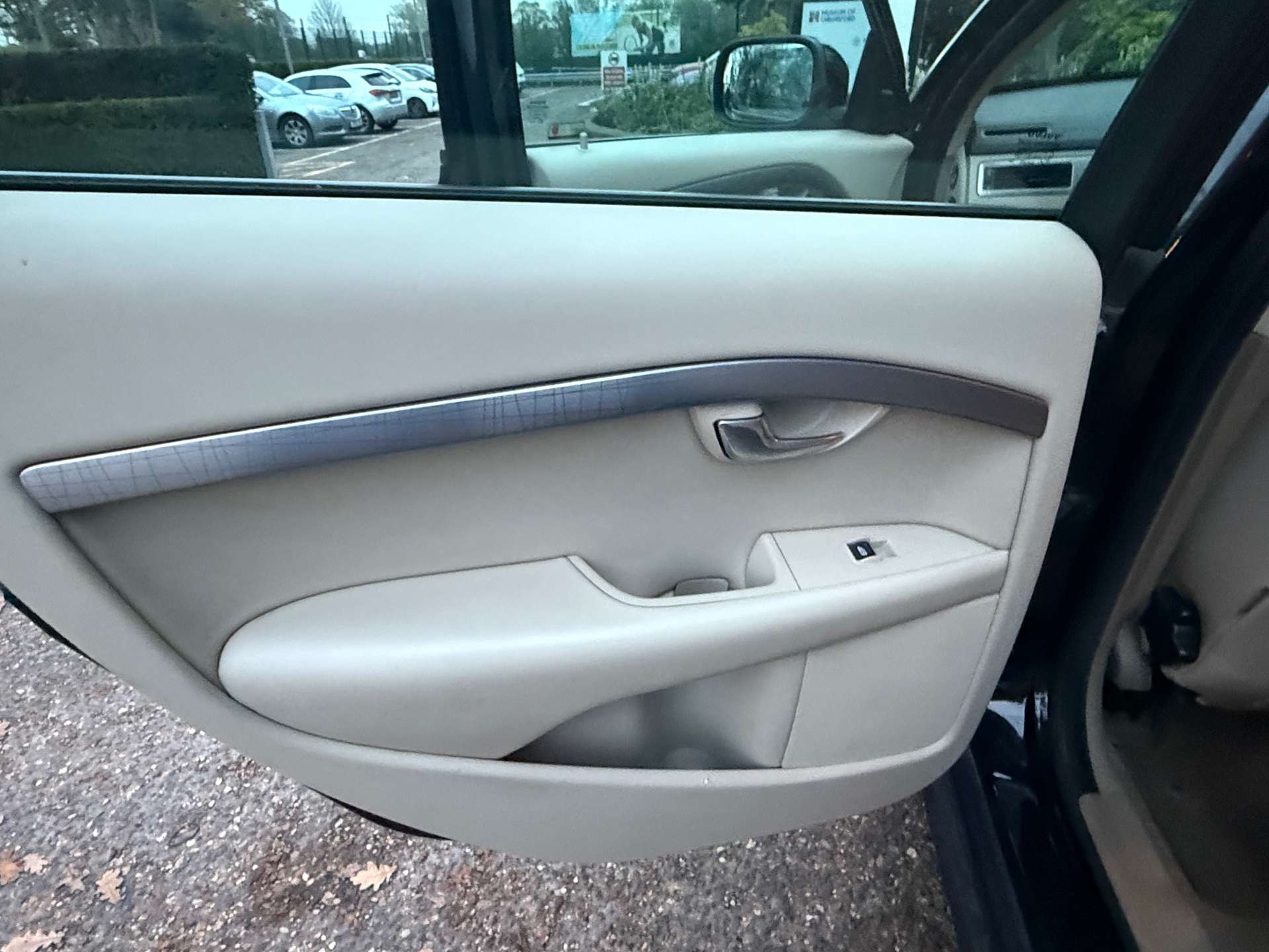 VOLVO XC70 2.4 XC70 SE D5 Auto 4WD 5dr #17