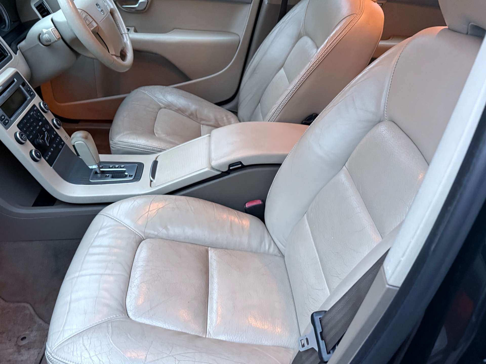 VOLVO XC70 2.4 XC70 SE D5 Auto 4WD 5dr #22