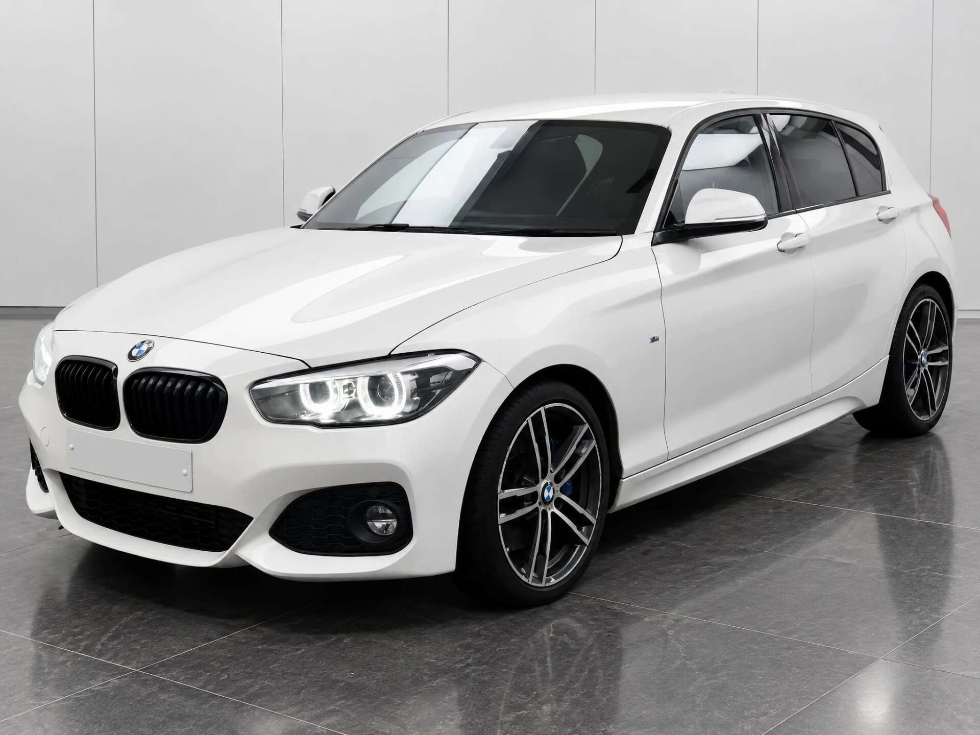 BMW 1 SERIES 2018
