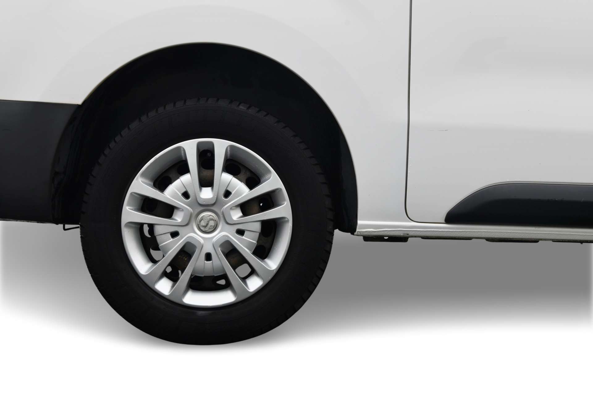 2021 Vauxhall VIVARO 1.5 Vivaro 2900 Dynamic S/S - vehicle photo 16 for sale on PureCar