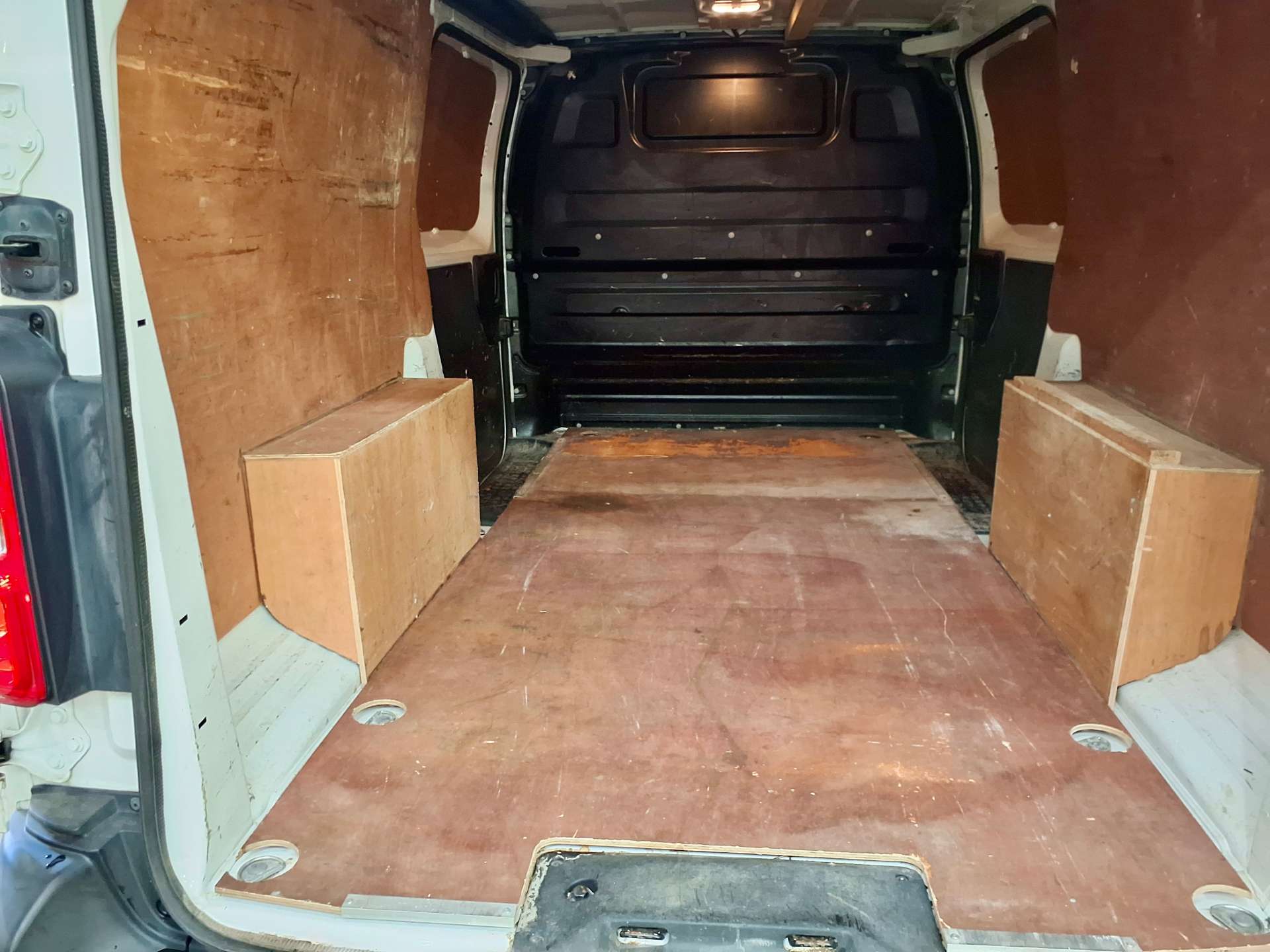 2021 Vauxhall VIVARO 1.5 Vivaro 2900 Dynamic S/S - vehicle photo 24 for sale on PureCar