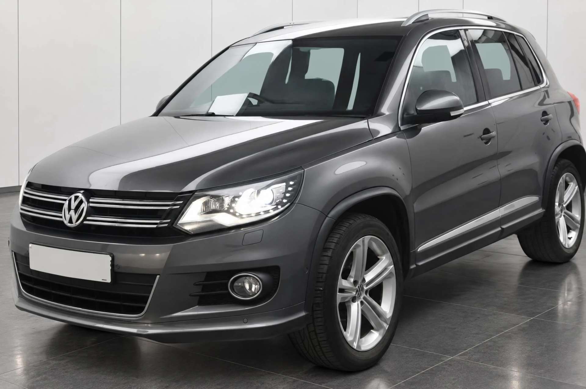 Volkswagen TIGUAN 2015