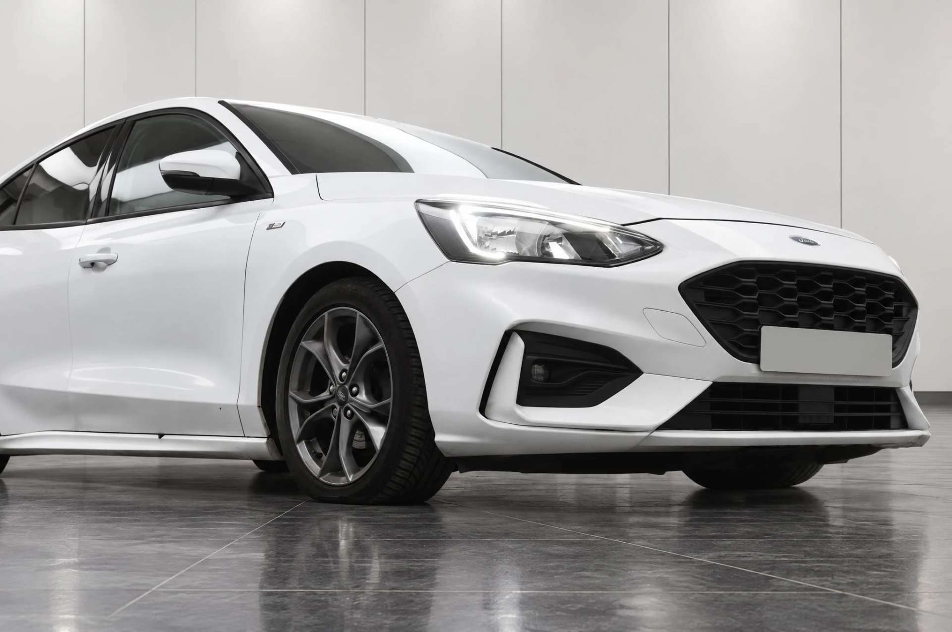 2018 Ford FOCUS 1.5 Focus ST-Line TDCi 5dr - vehicle photo 10 for sale on PureCar