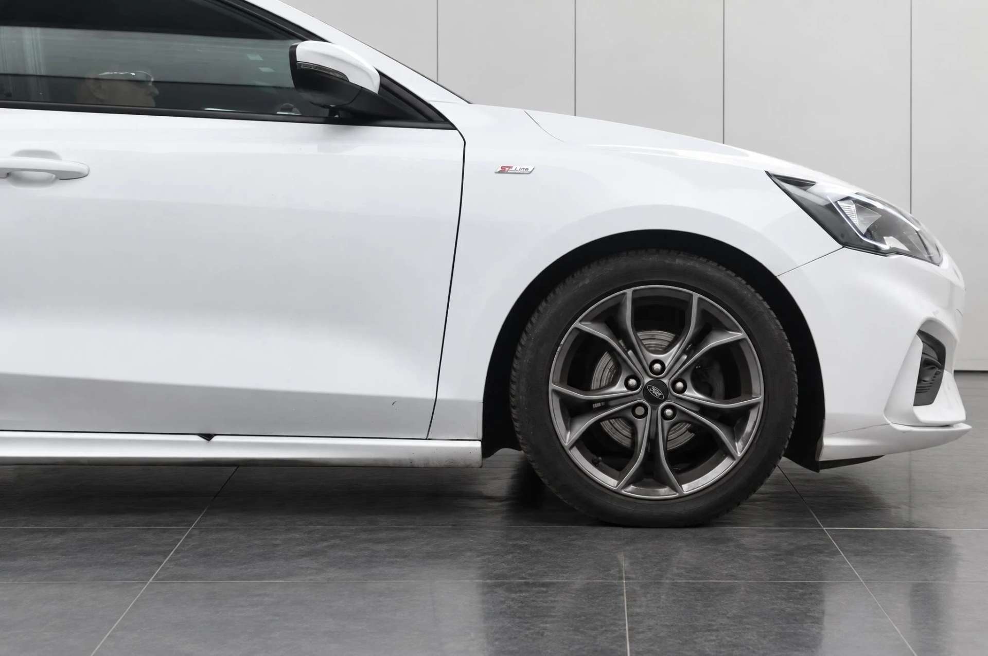 2018 Ford FOCUS 1.5 Focus ST-Line TDCi 5dr - vehicle photo 11 for sale on PureCar