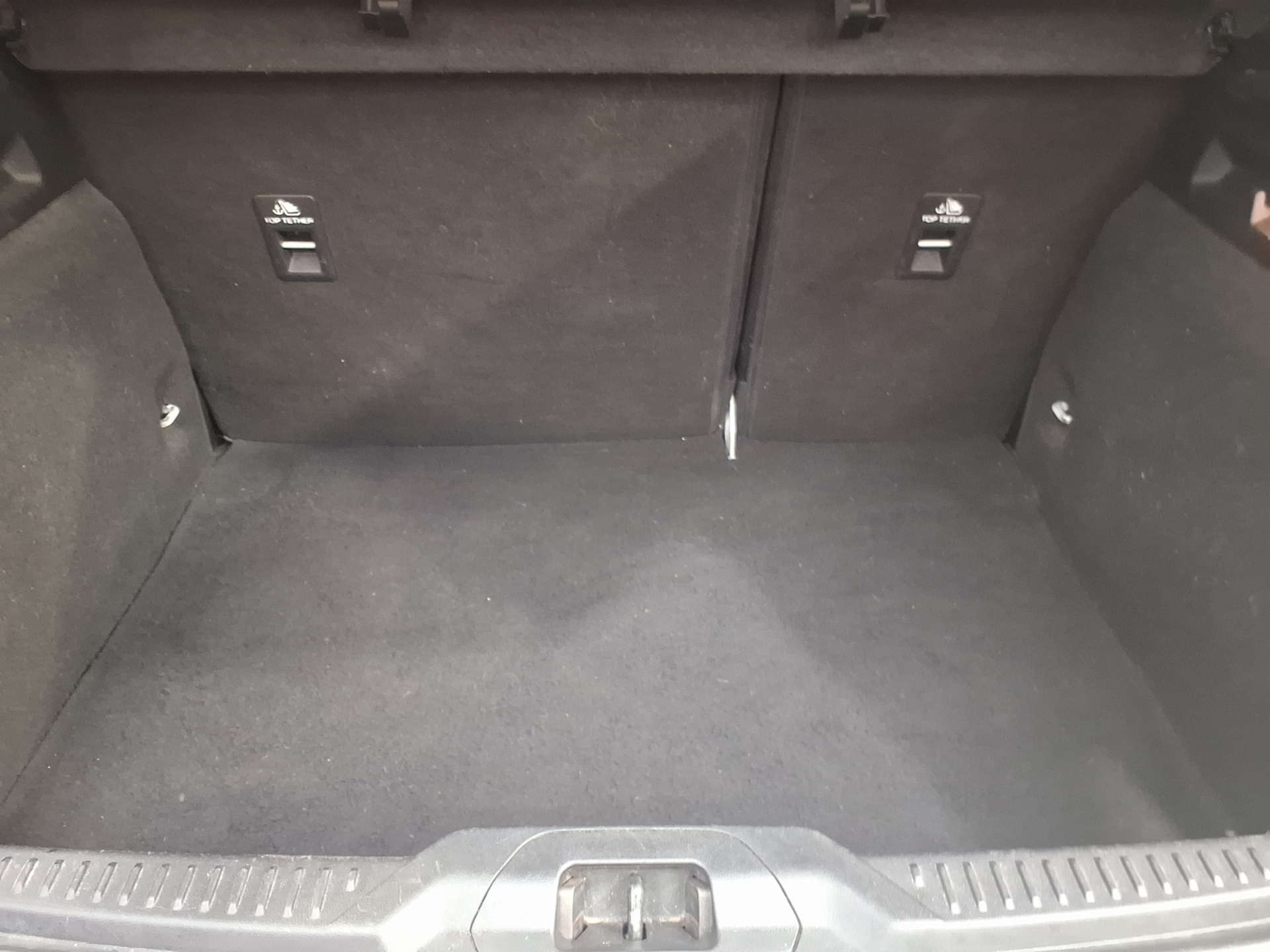 2018 Ford FOCUS 1.5 Focus ST-Line TDCi 5dr - vehicle photo 18 for sale on PureCar