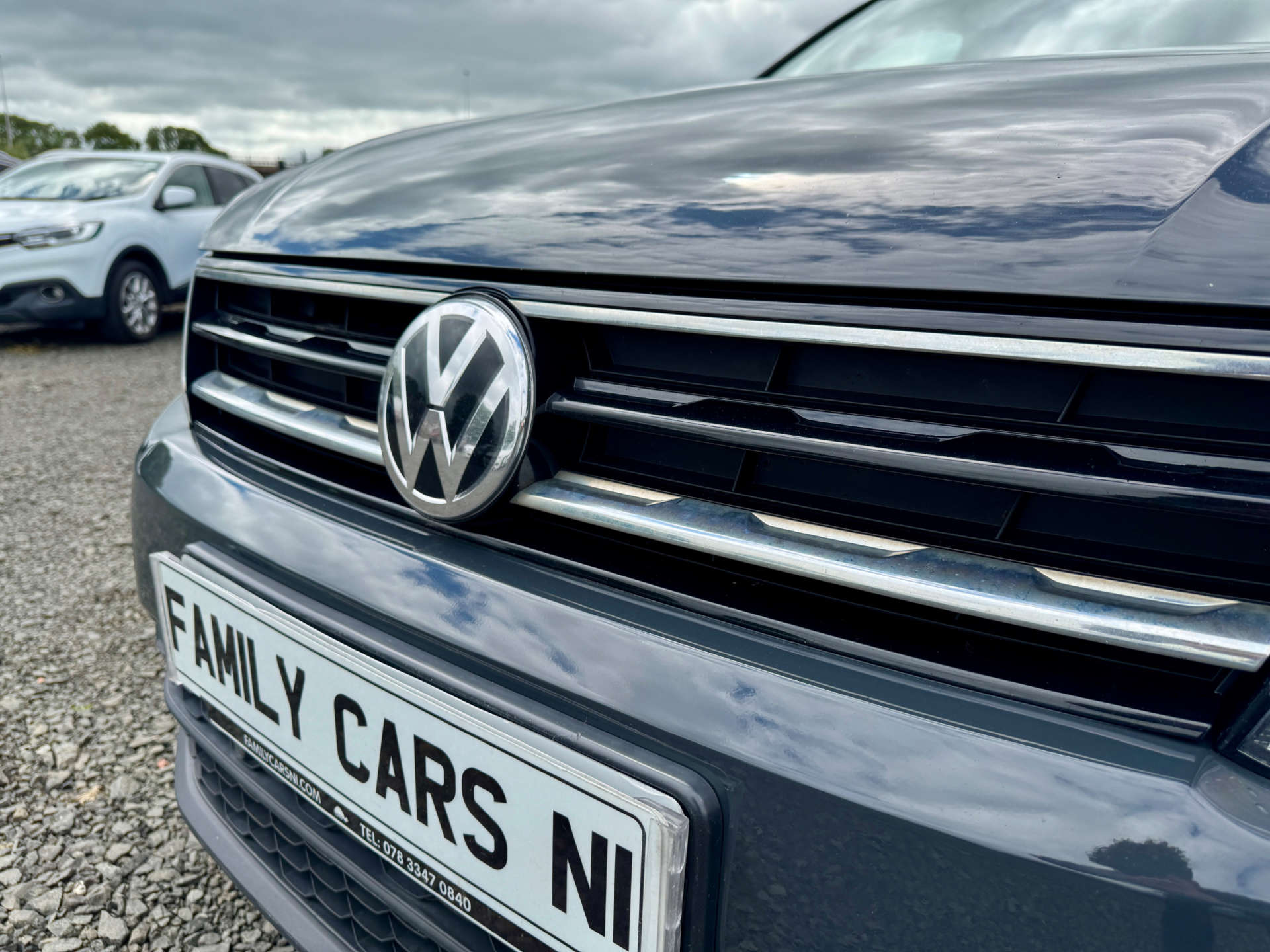 2017 Volkswagen TIGUAN 2.0 Tiguan SE Nav TDI BlueMotion Technology 4Motion 4WD 5dr - vehicle photo 6 for sale on PureCar