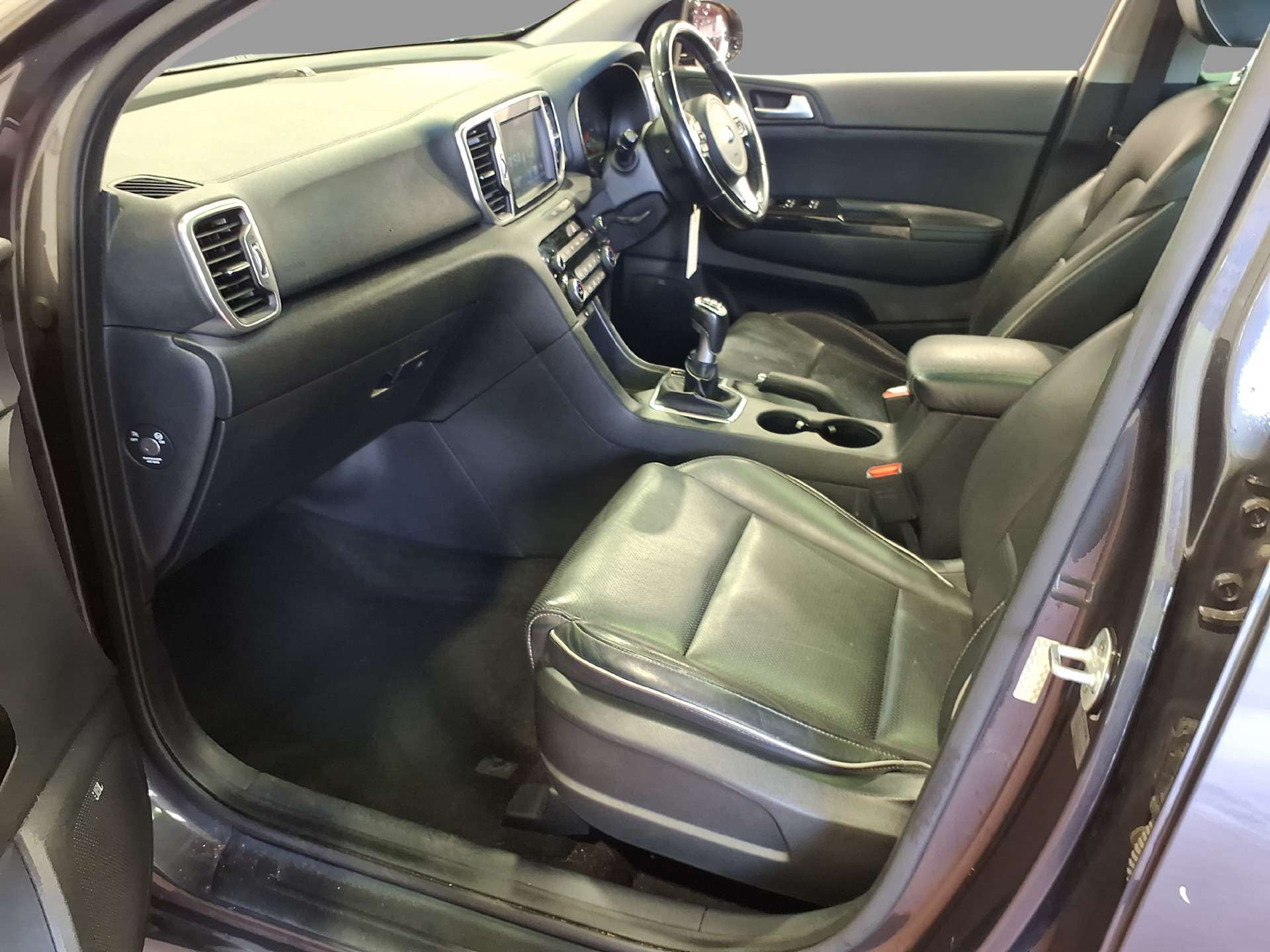 2018 KIA SPORTAGE 1.7 Sportage 3 ISG CRDi 5dr - vehicle photo 19 for sale on PureCar