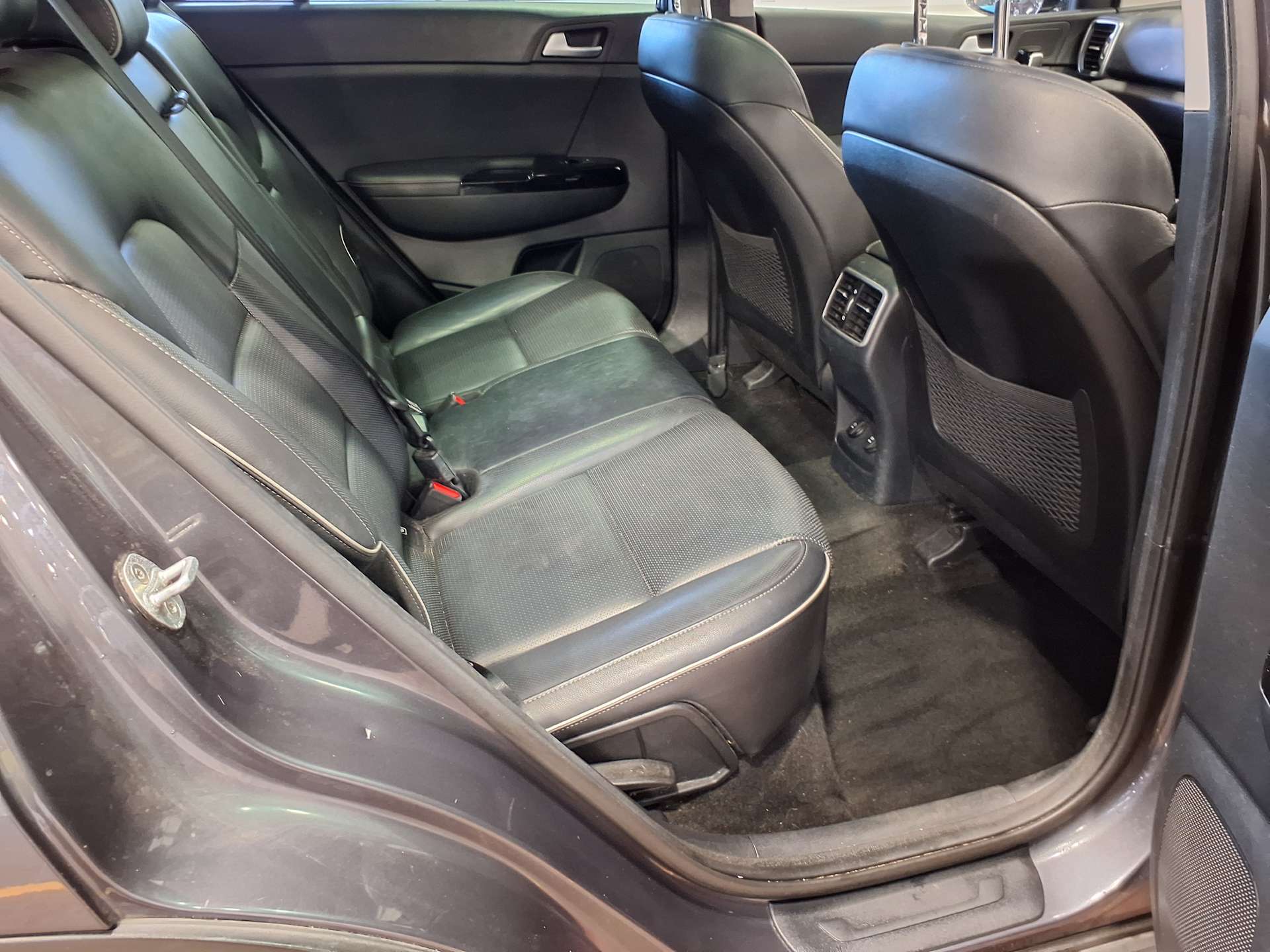 2018 KIA SPORTAGE 1.7 Sportage 3 ISG CRDi 5dr - vehicle photo 25 for sale on PureCar
