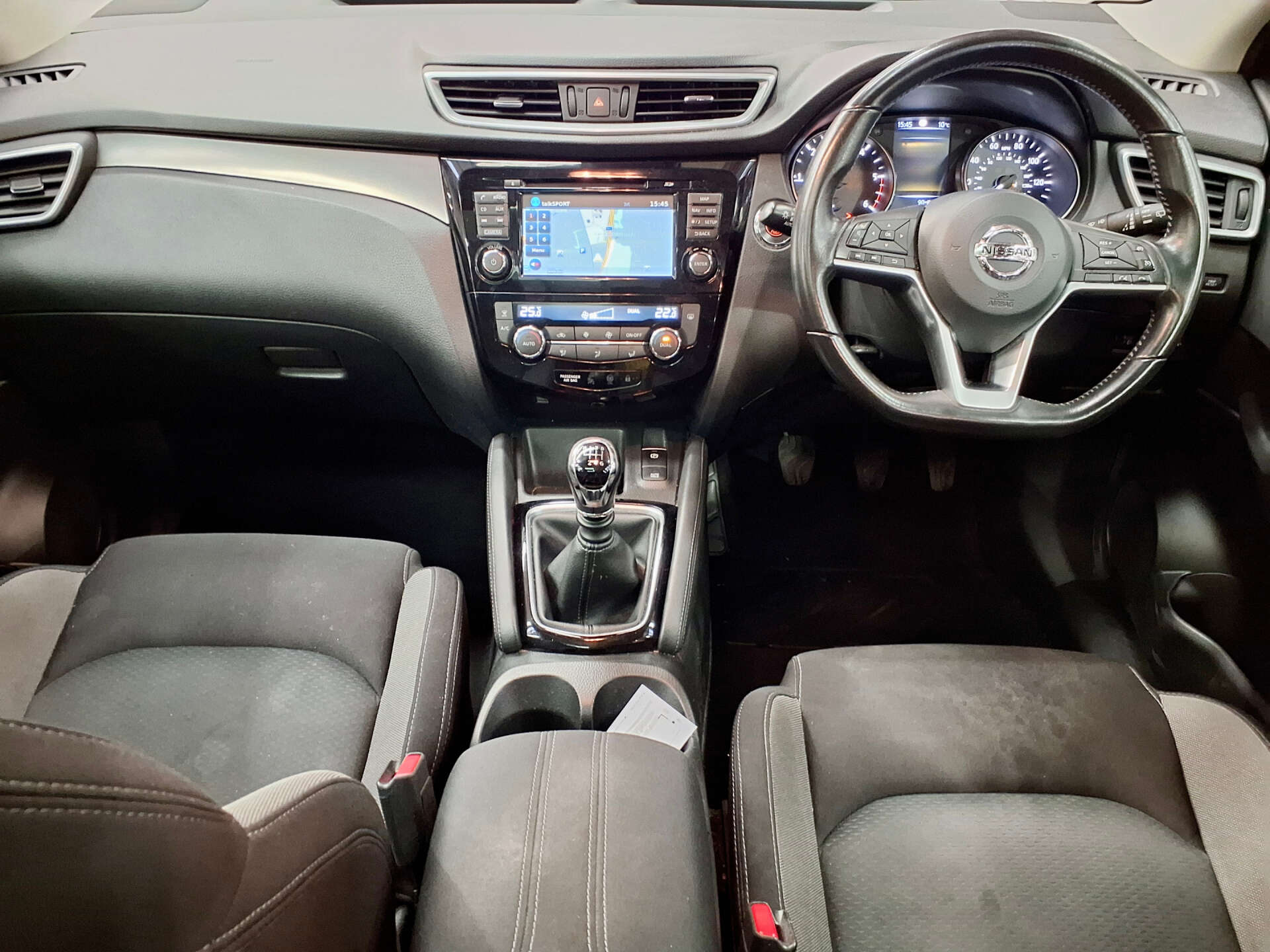 2018 Nissan QASHQAI 1.5 Qashqai N-Connecta dCi 5dr - vehicle photo 24 for sale on PureCar