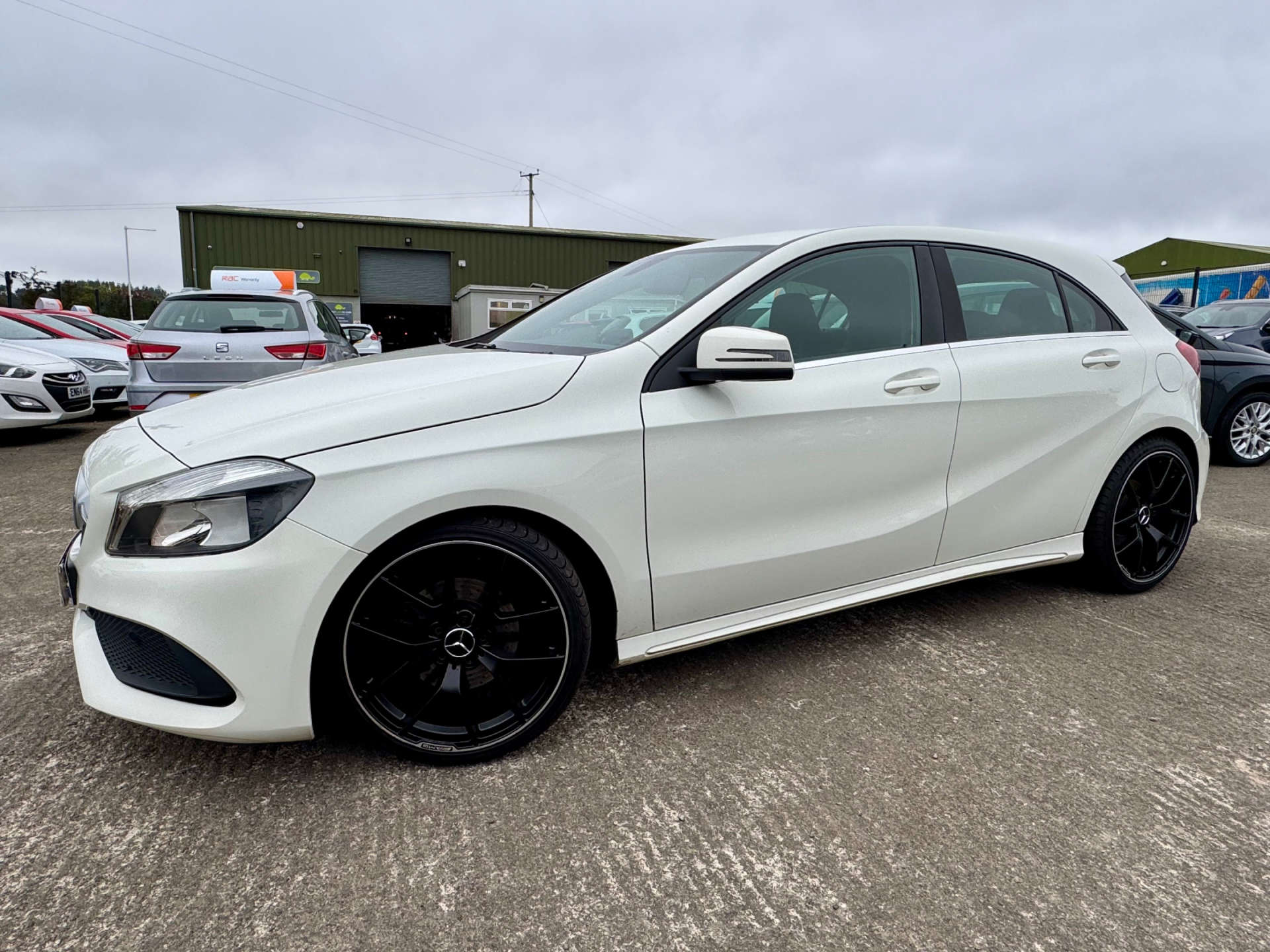 2017 MERCEDES A-CLASS 1.6 A 160 AMG Line 5dr - vehicle photo 3 for sale on PureCar