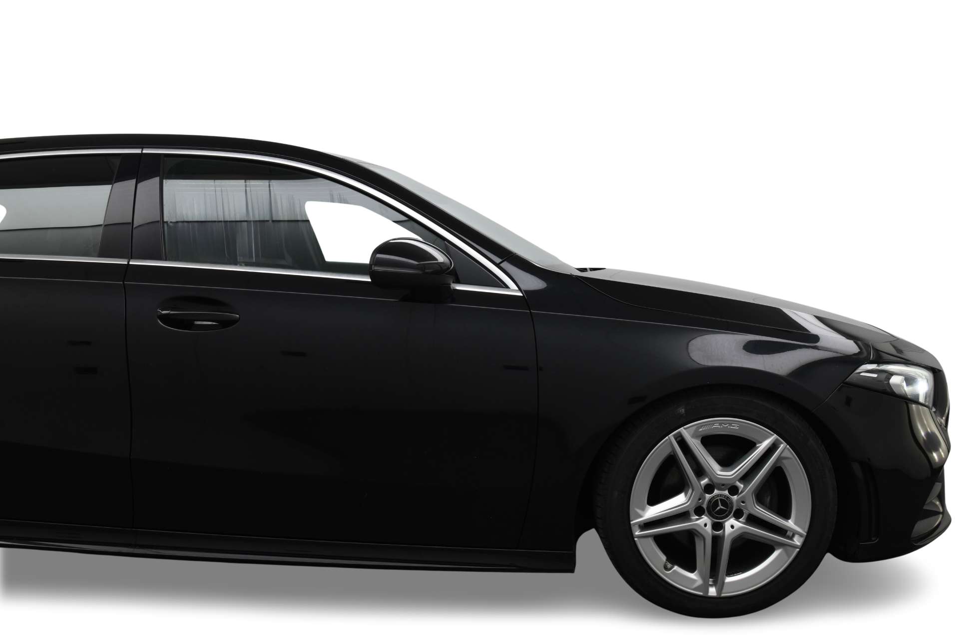2019 MERCEDES A-CLASS 1.3 A 180 AMG Line 5dr - vehicle photo 11 for sale on PureCar