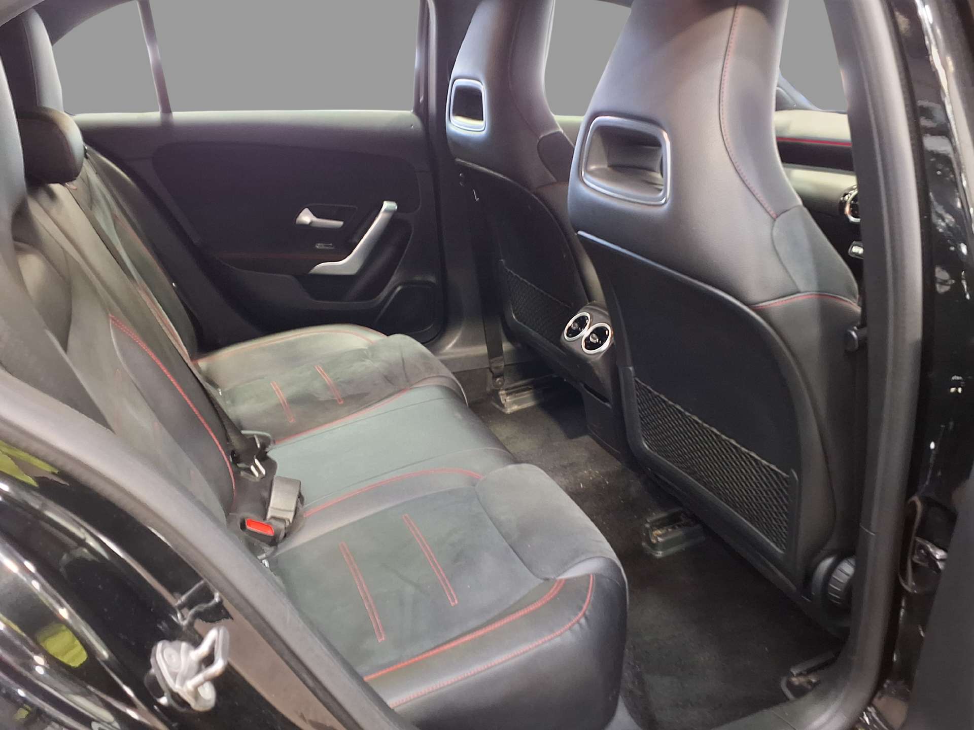 2019 MERCEDES A-CLASS 1.3 A 180 AMG Line 5dr - vehicle photo 23 for sale on PureCar