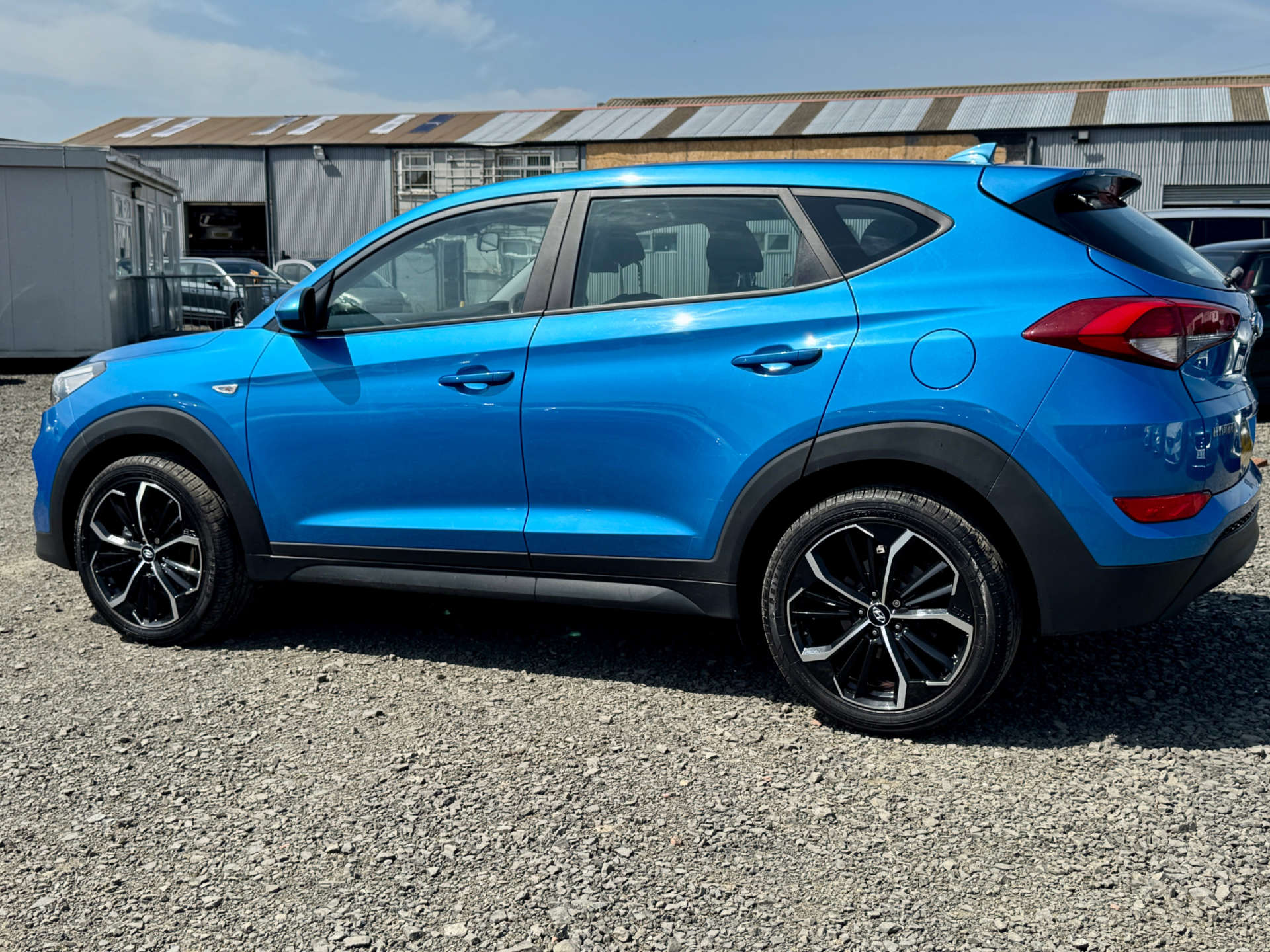 2016 Hyundai TUCSON 1.7 Tucson SE Nav Blue Drive 2WD CRDi 5dr - vehicle photo 12 for sale on PureCar