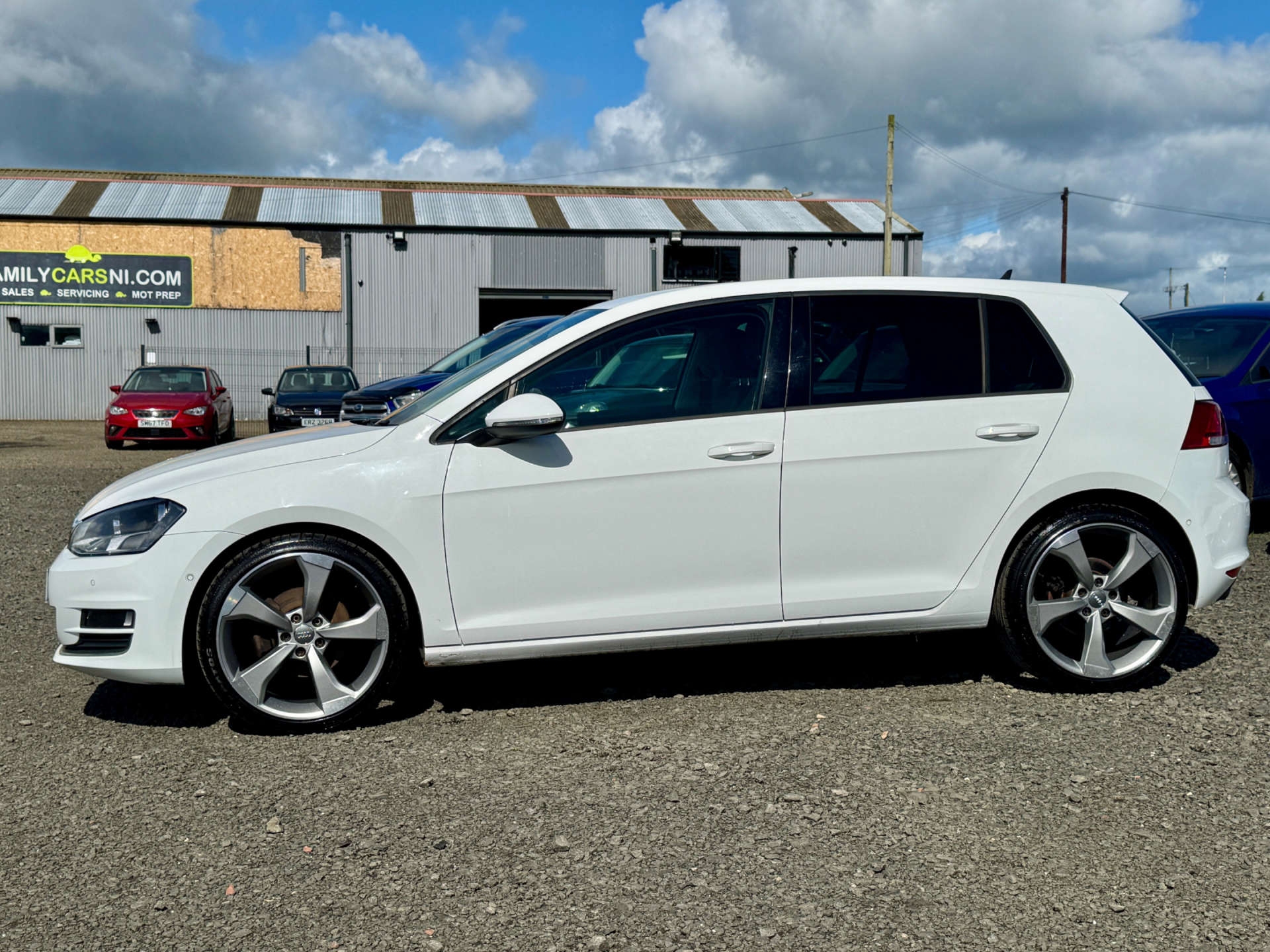 2016 Volkswagen GOLF 1.4 Golf Match Edition TSi BlueMotion Technology 5dr - vehicle photo 11 for sale on PureCar