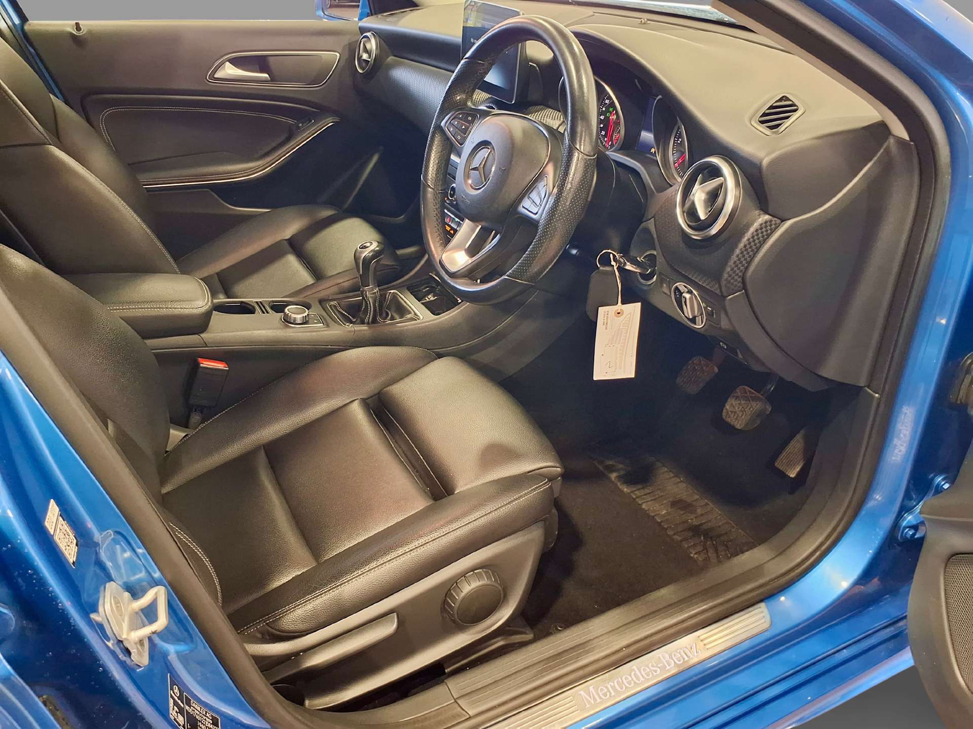 2017 MERCEDES A-CLASS 1.5 A 180 D Sport 5dr - vehicle photo 19 for sale on PureCar