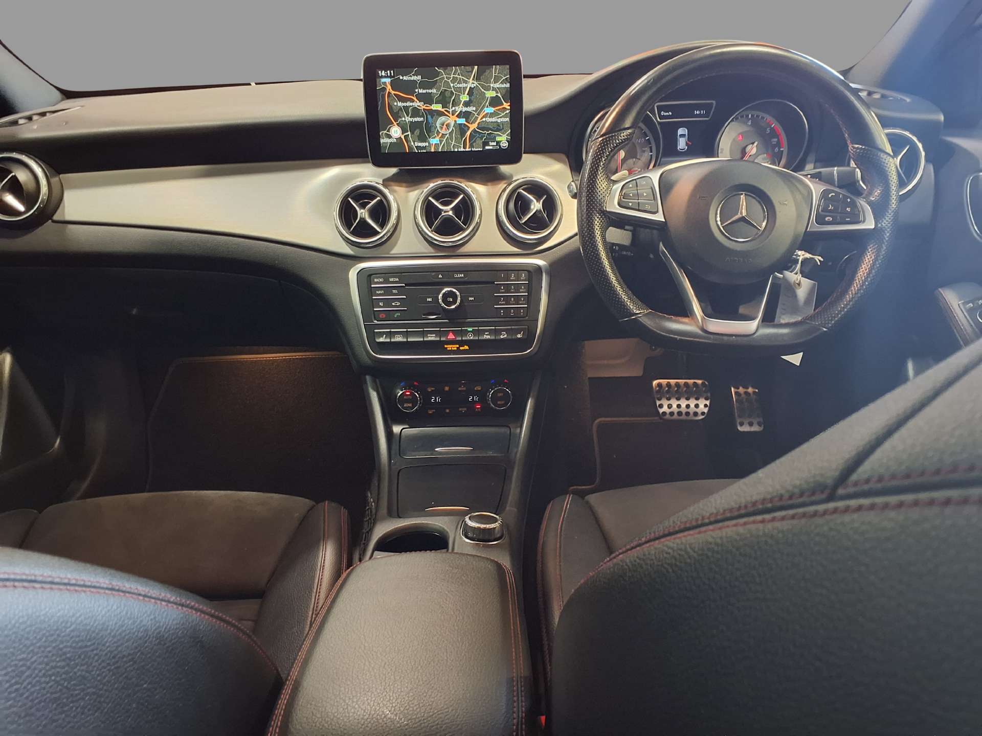 2016 MERCEDES GLA 2.1 GLA 220 D 4Matic AMG Line Premium Auto 4WD 5dr - vehicle photo 20 for sale on PureCar