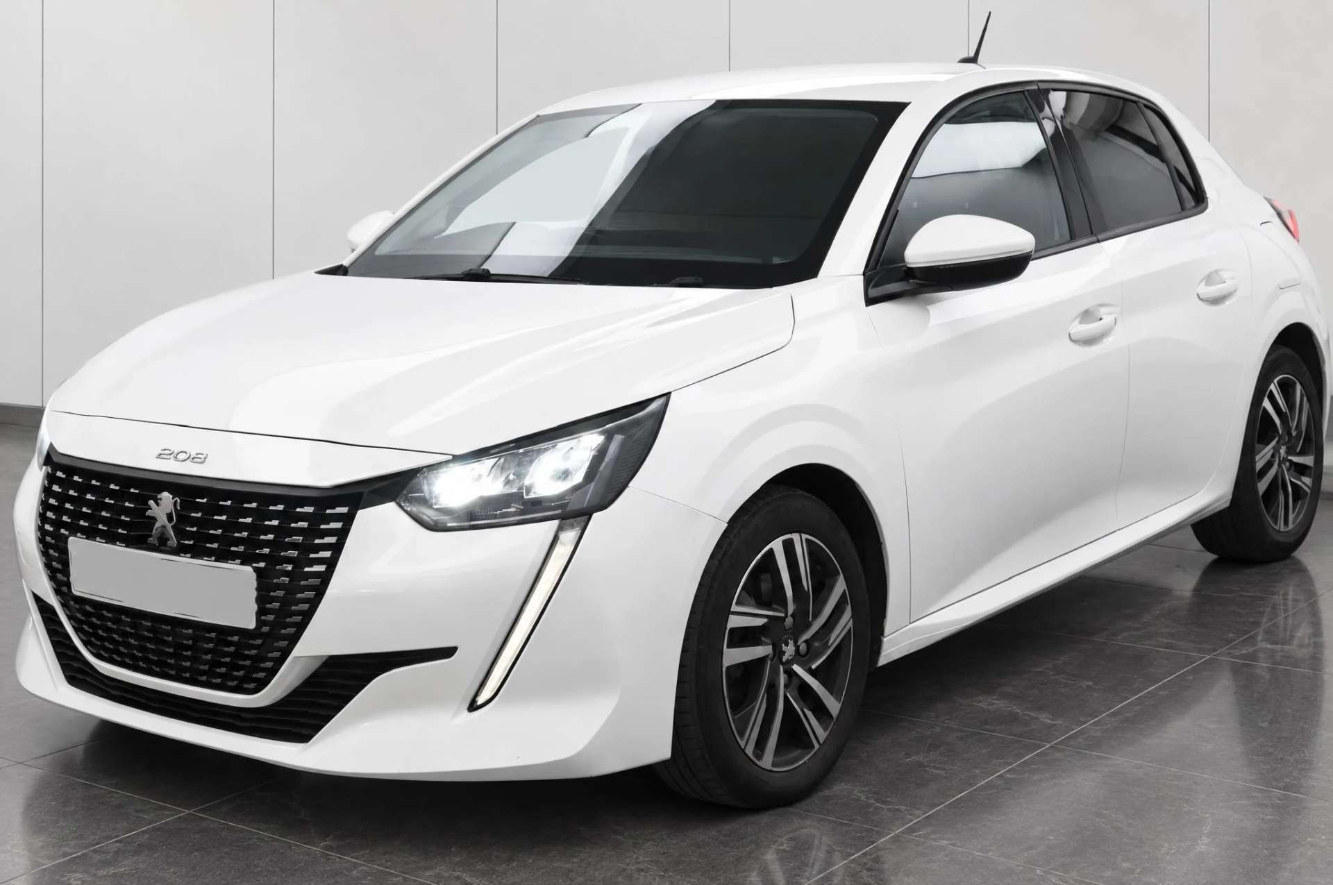 Peugeot 208 2021