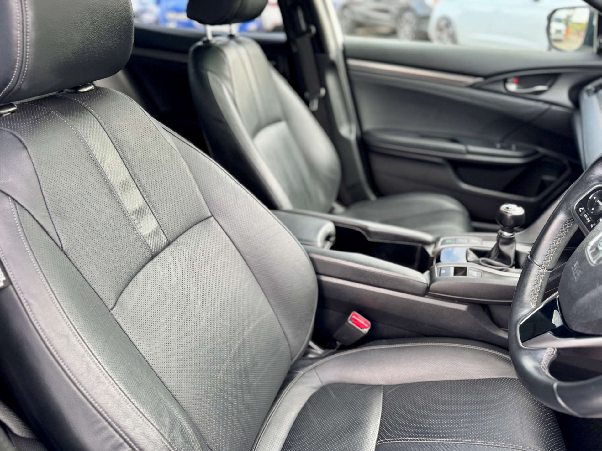 2019 HONDA CIVIC 1.0 Civic Sport Line VTec 5dr - vehicle photo 27 for sale on PureCar