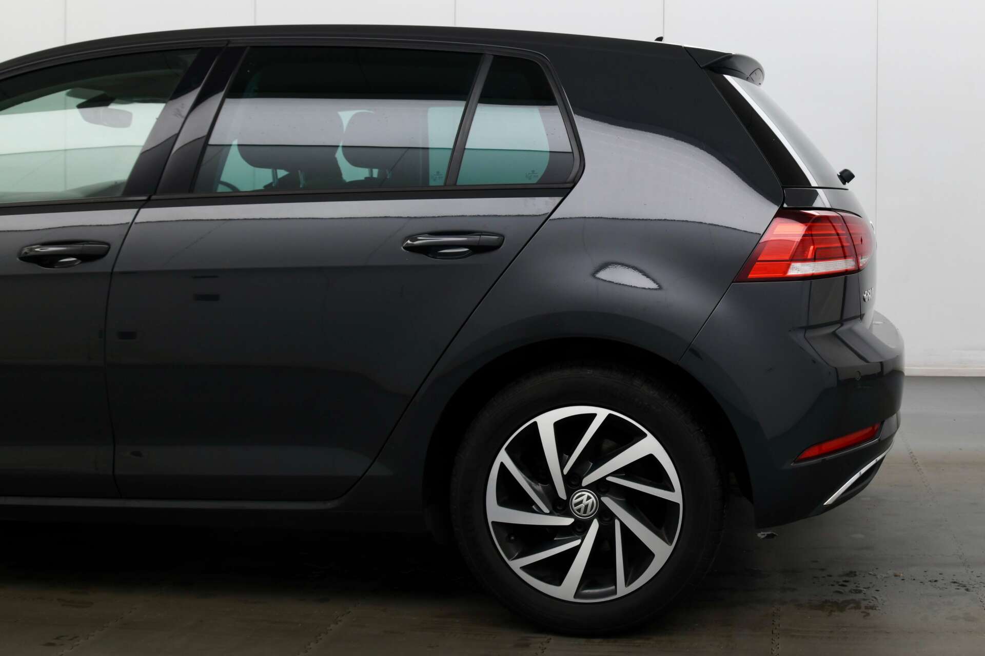 2019 Volkswagen GOLF 2.0 TDI Match Edition Hatchback 5dr Diesel Manual Euro 6 (s/s) (150 ps) - vehicle photo 6 for sale on PureCar