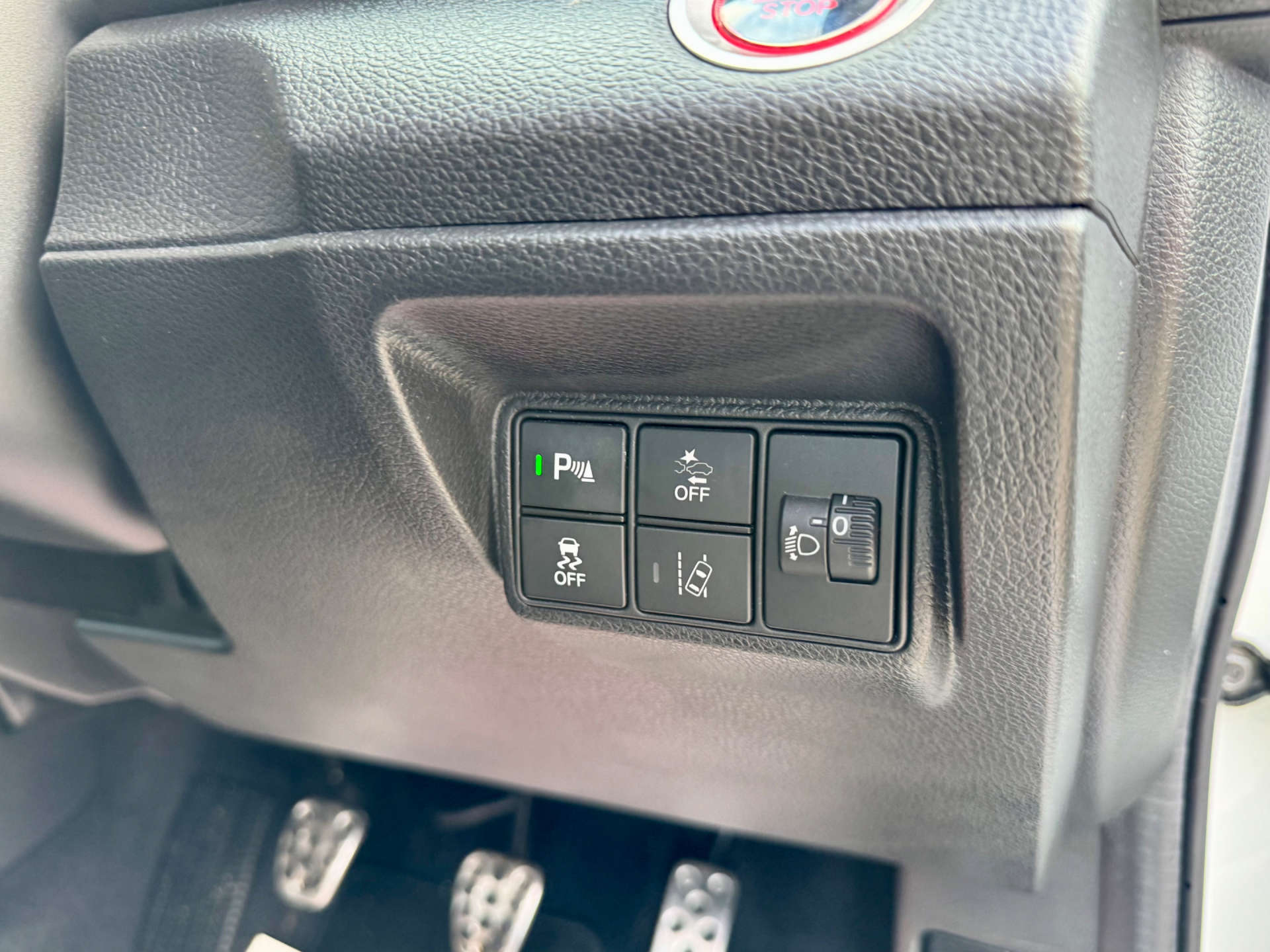 2019 HONDA CIVIC 1.0 Civic Sport Line VTec 5dr - vehicle photo 44 for sale on PureCar