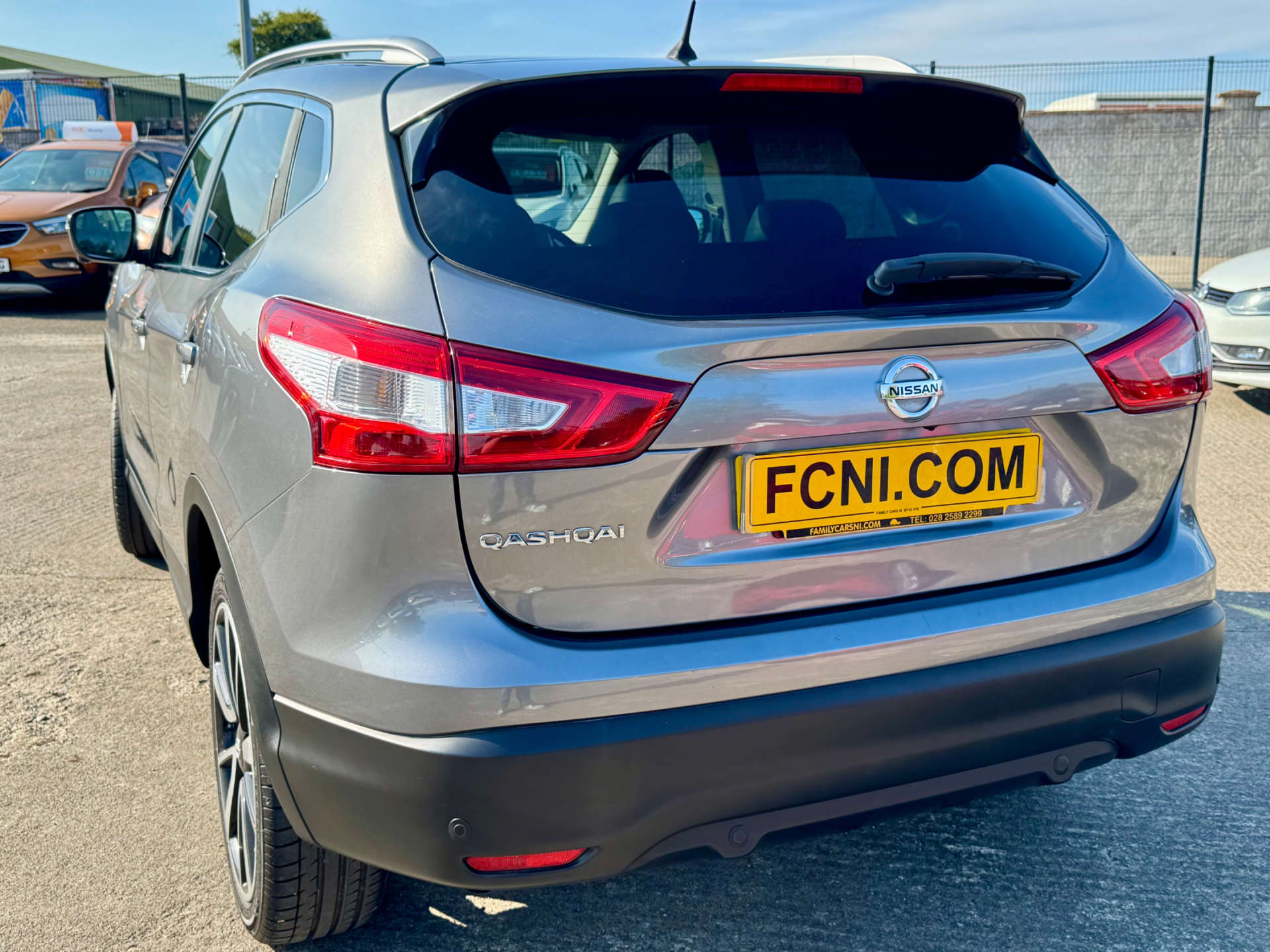 2014 Nissan QASHQAI 1.5 Qashqai Tekna dCi 5dr - vehicle photo 11 for sale on PureCar